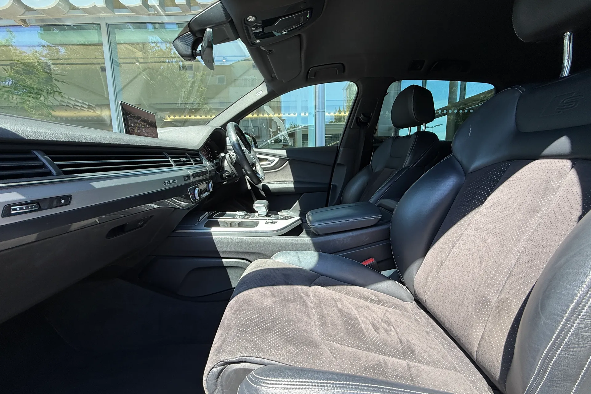 Audi Q7 thumbnail image number 57