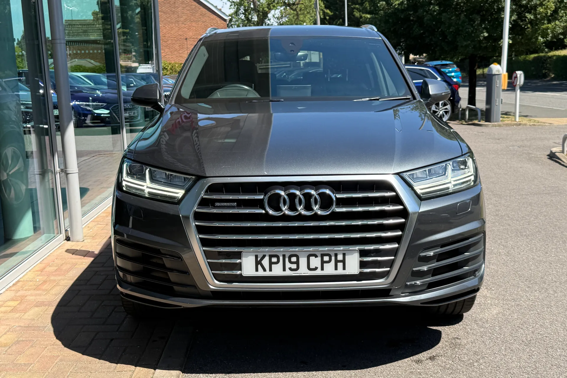 Audi Q7 thumbnail image number 59