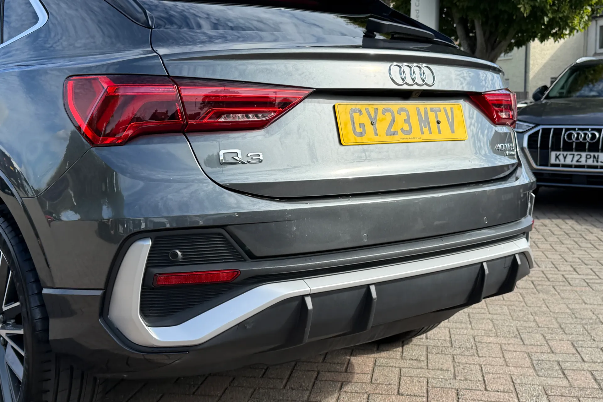 Audi Q3 thumbnail image number 51