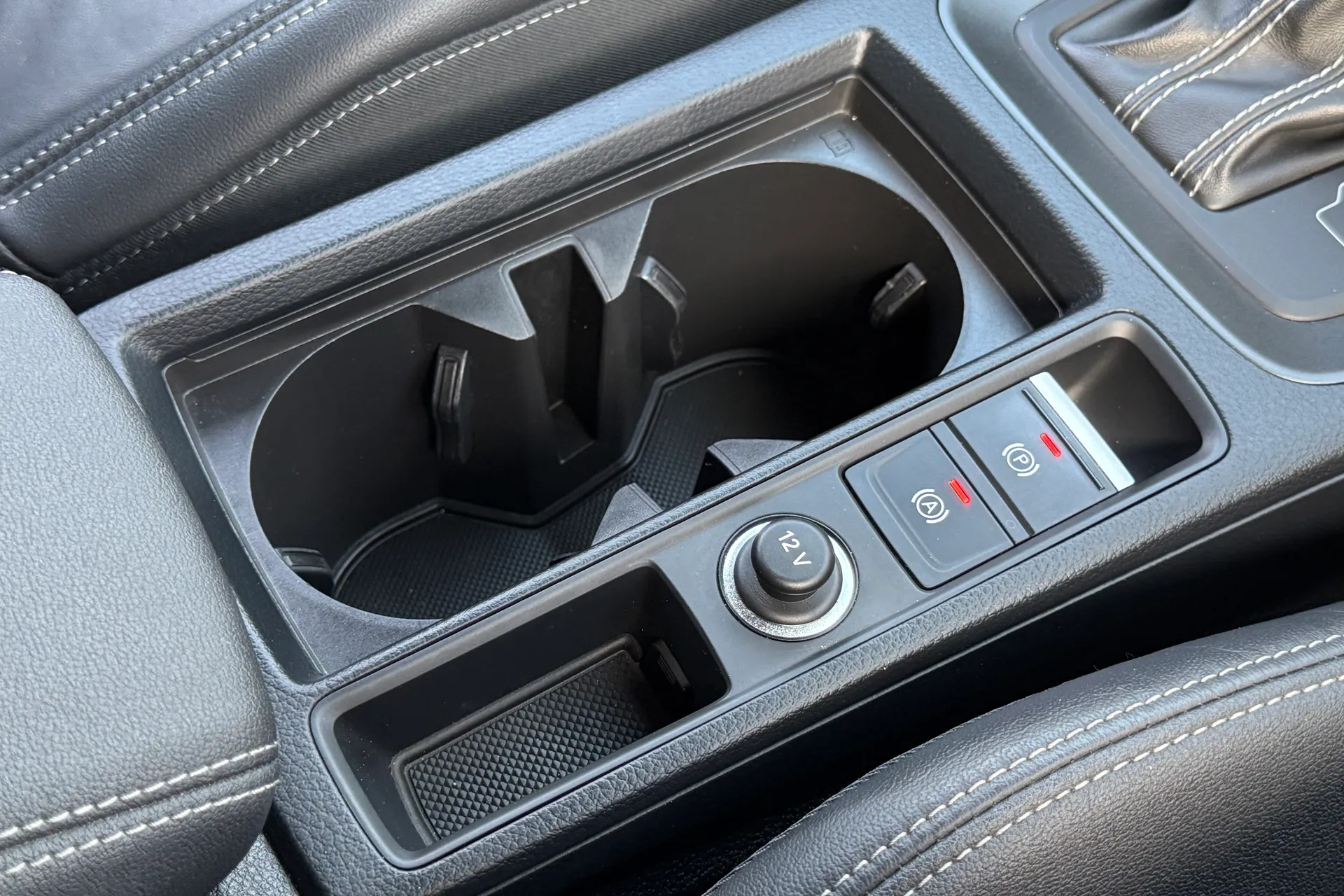 Audi Q3 thumbnail image number 41
