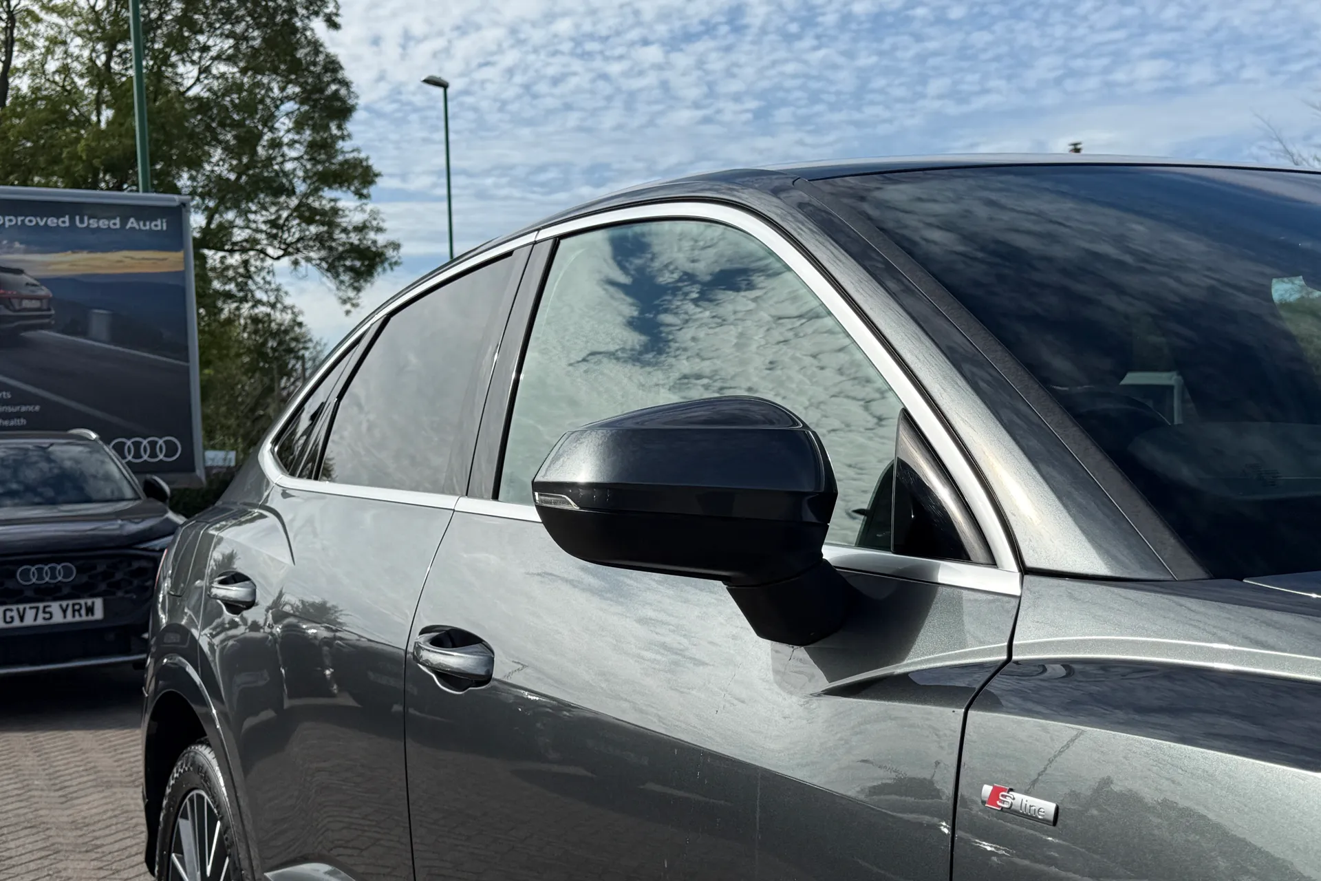 Audi Q3 thumbnail image number 49