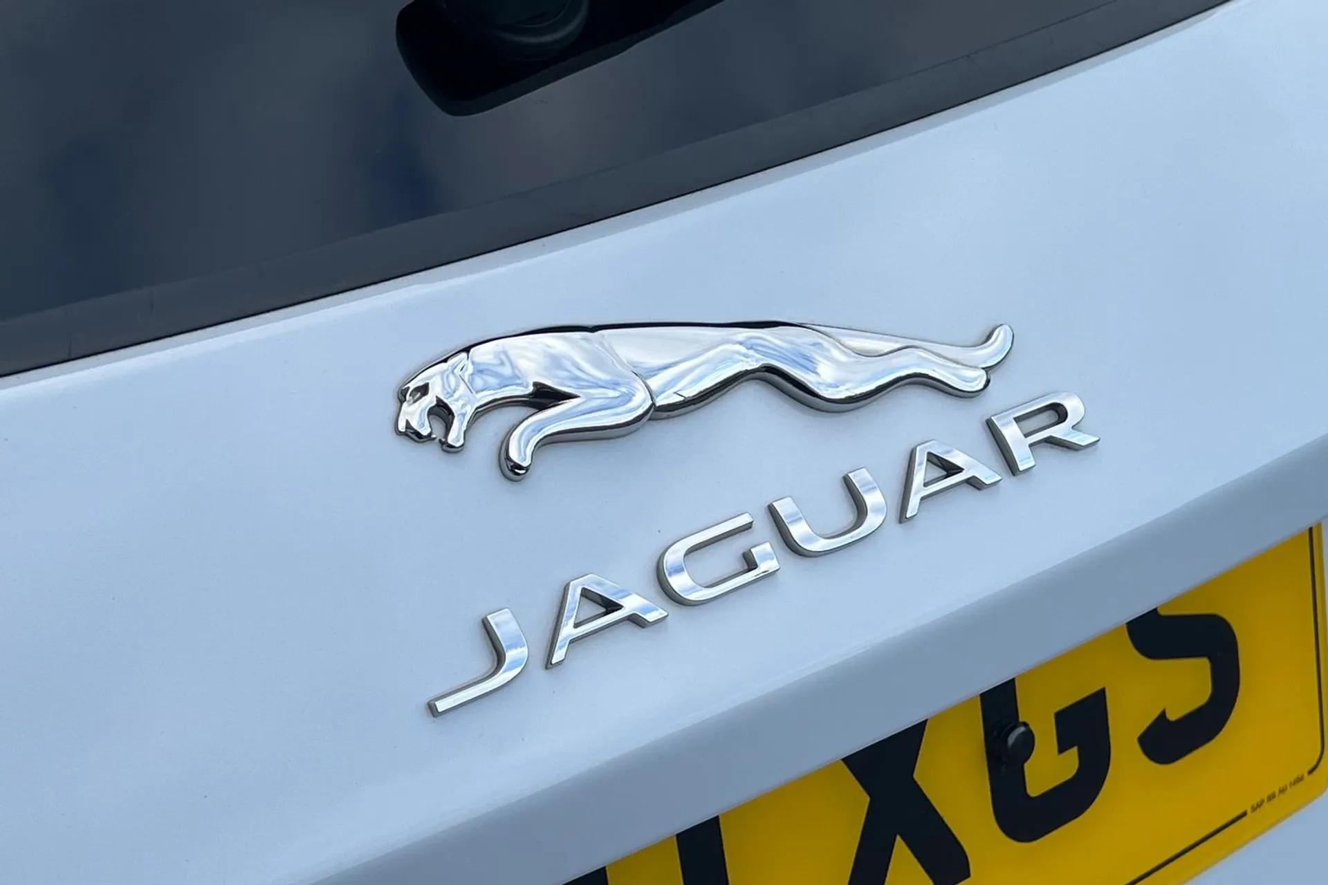 Jaguar E-PACE thumbnail image number 52