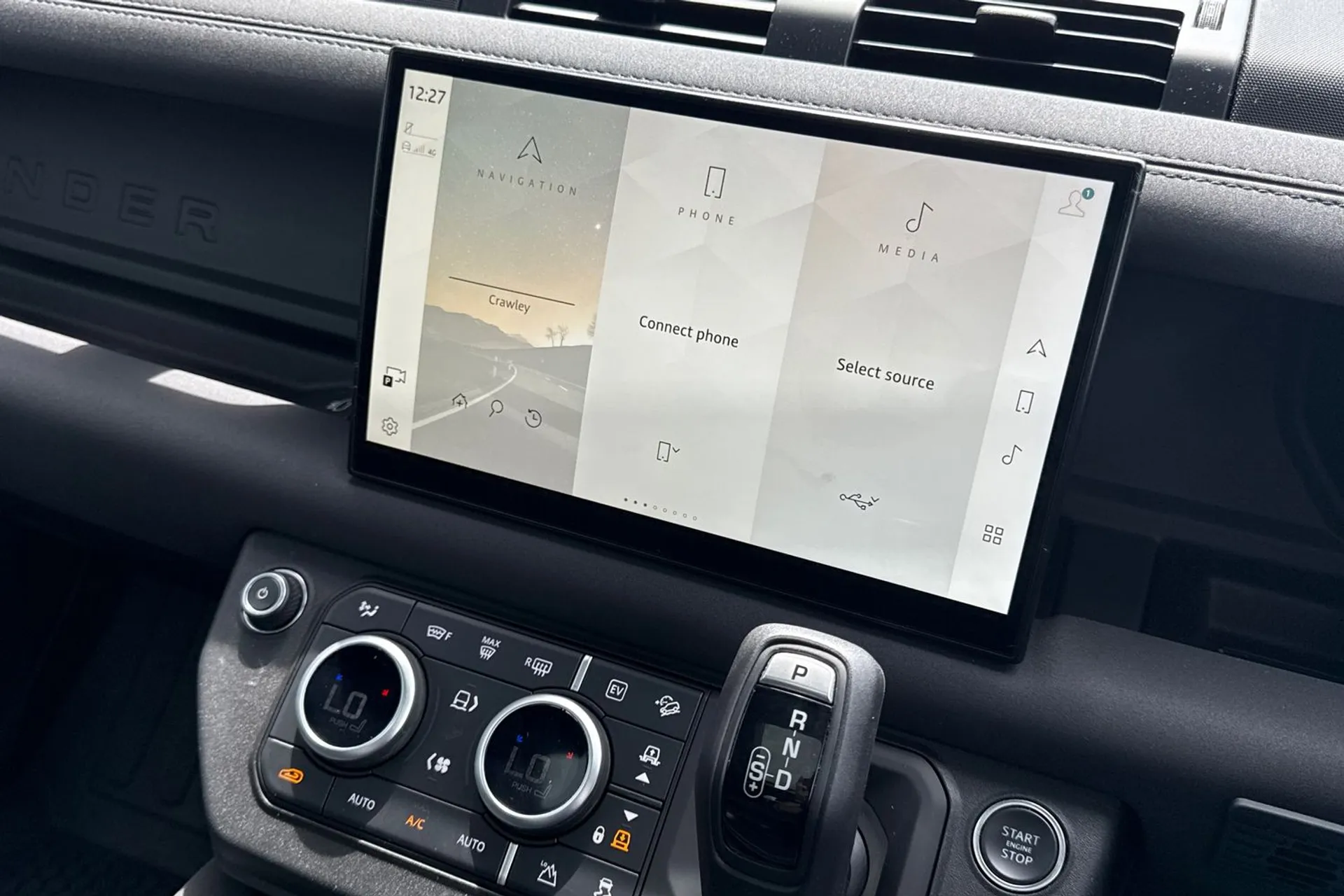 LAND ROVER DEFENDER thumbnail image number 54