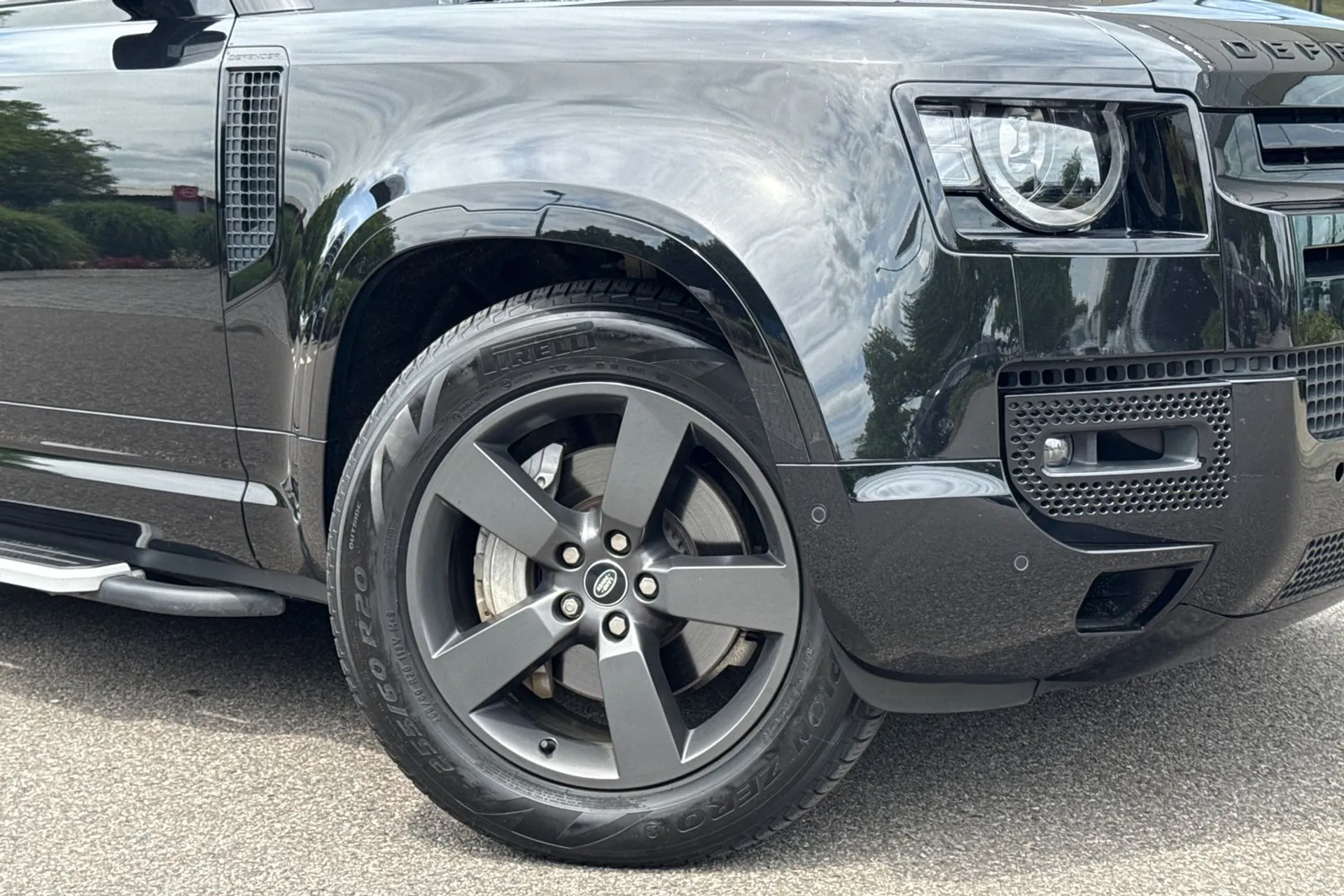LAND ROVER DEFENDER thumbnail image number 10