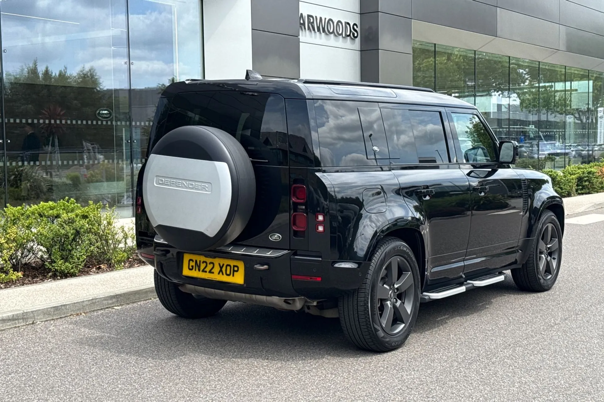 LAND ROVER DEFENDER thumbnail image number 11