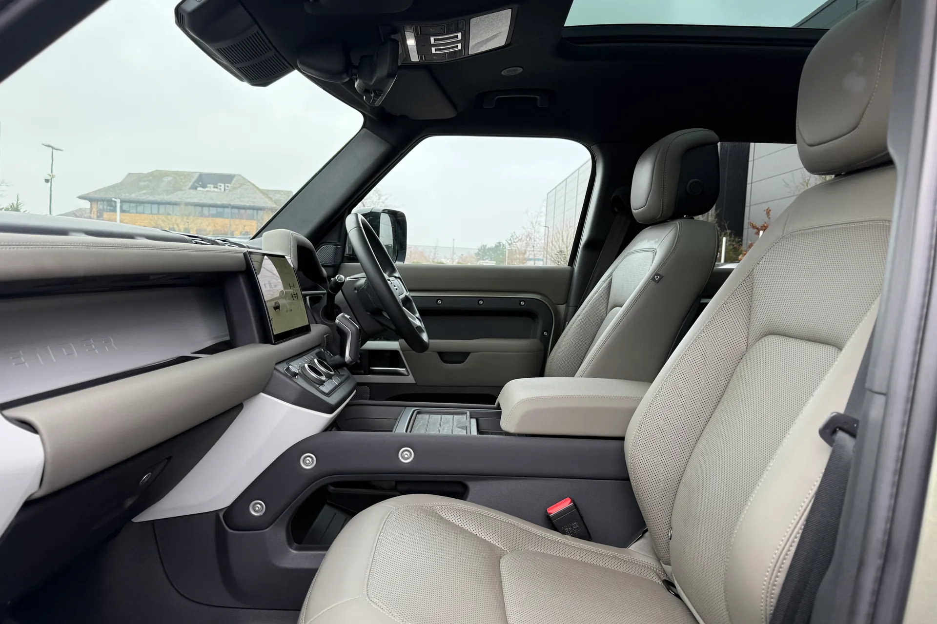 LAND ROVER DEFENDER thumbnail image number 55