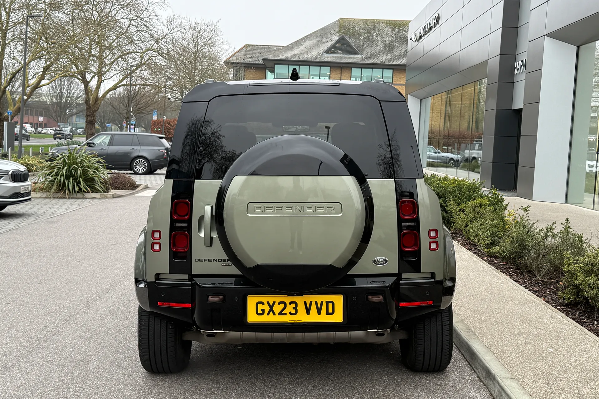 LAND ROVER DEFENDER thumbnail image number 17