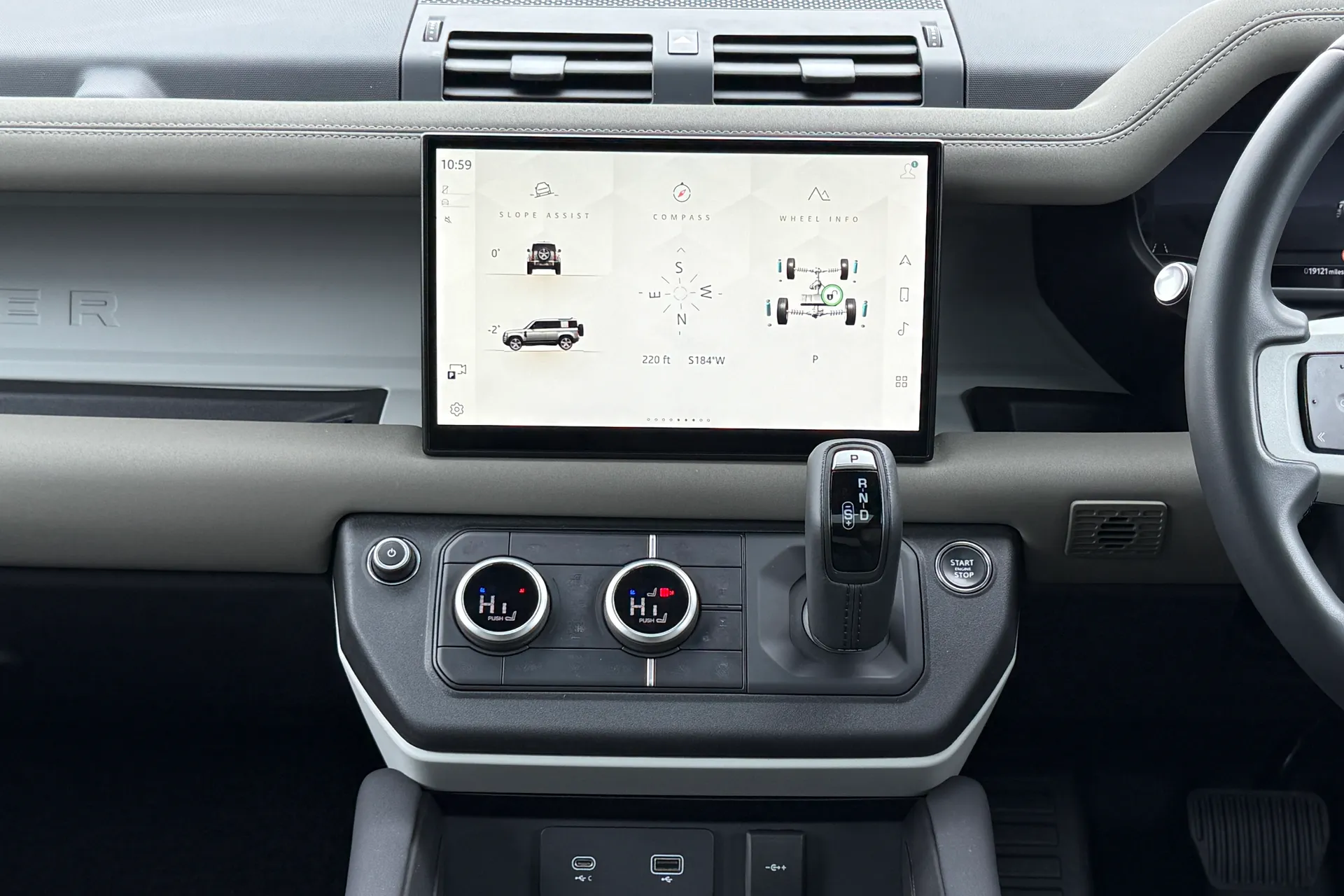 LAND ROVER DEFENDER thumbnail image number 24