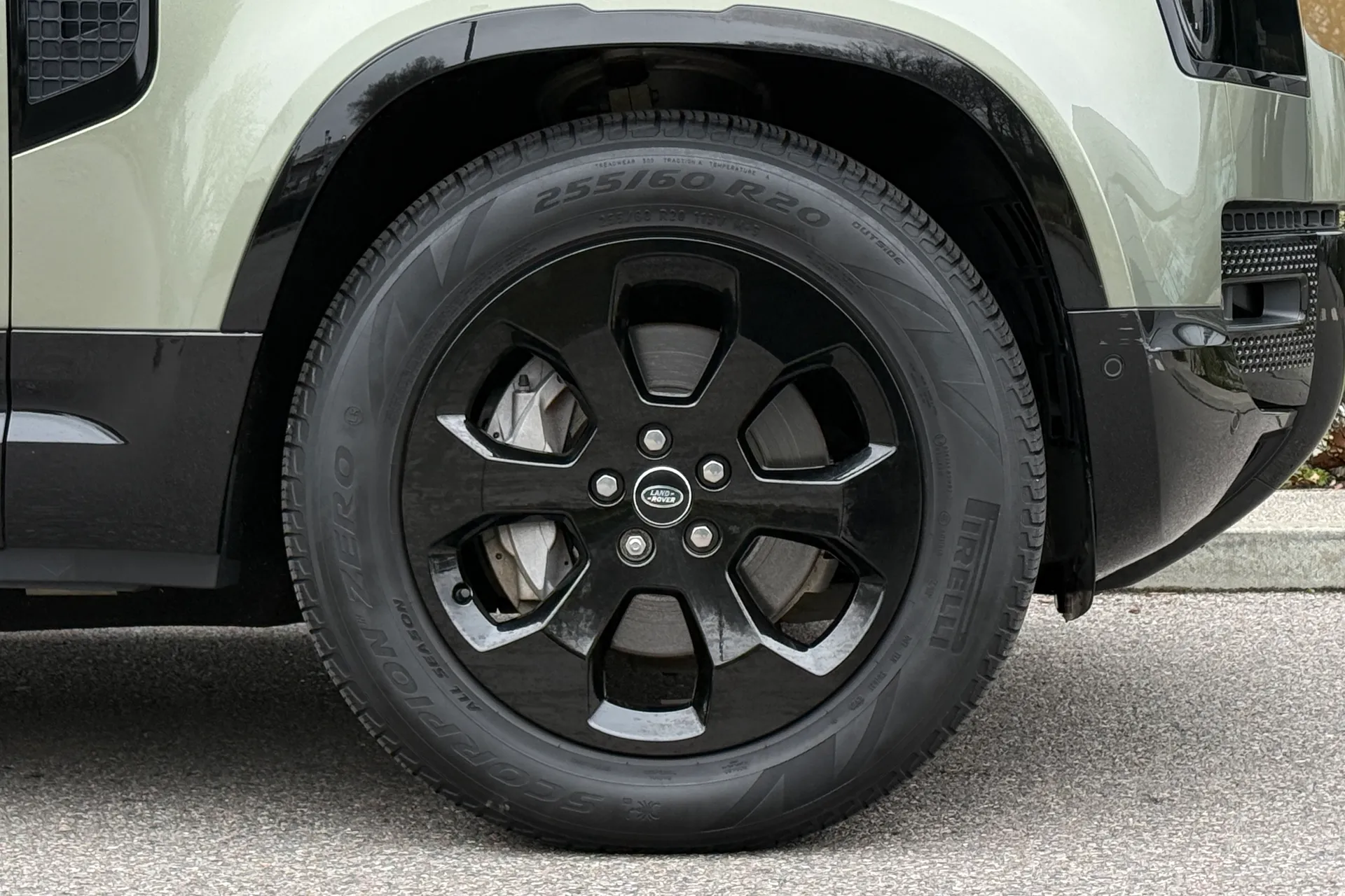 LAND ROVER DEFENDER thumbnail image number 13