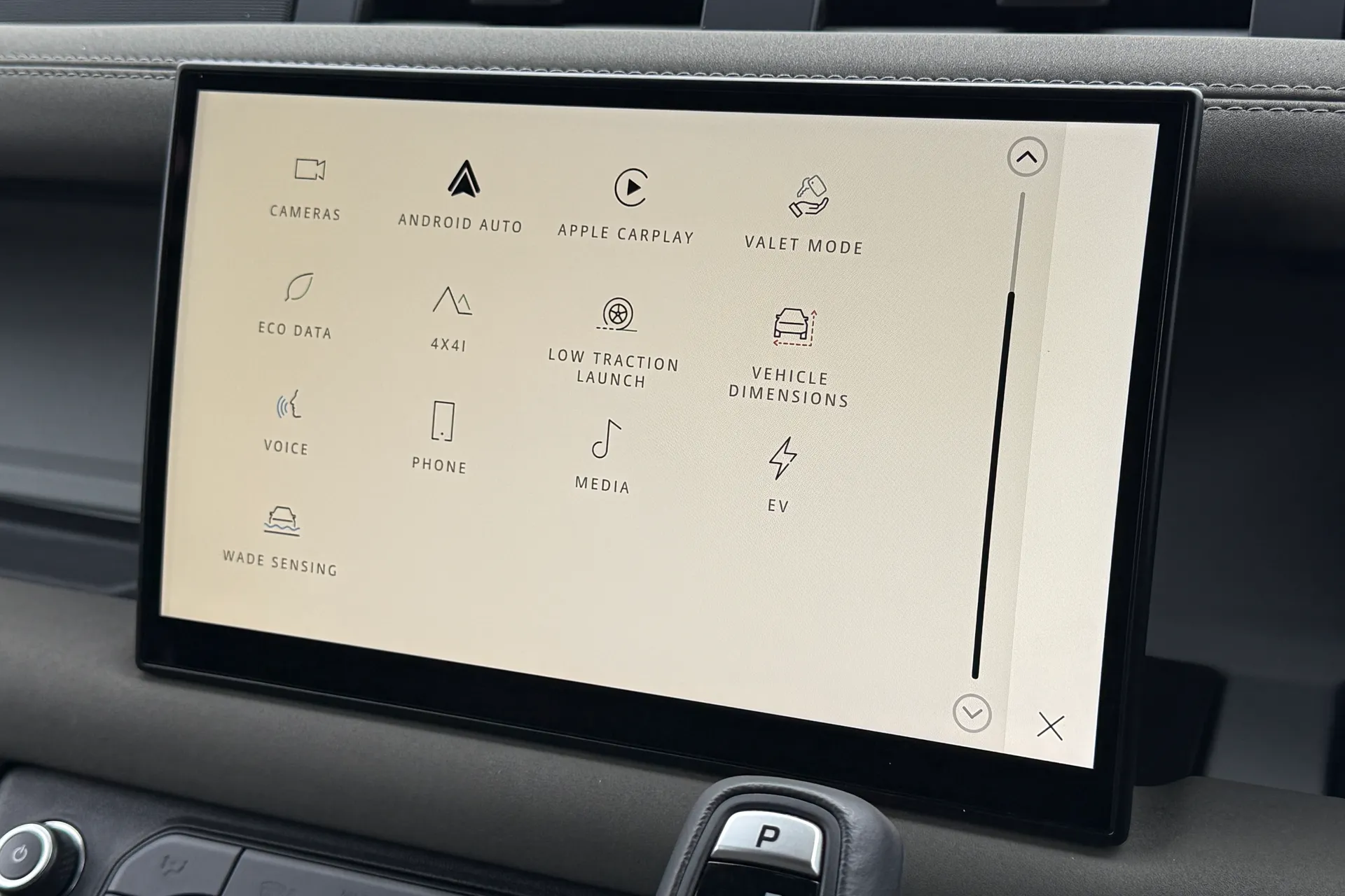 LAND ROVER DEFENDER thumbnail image number 35