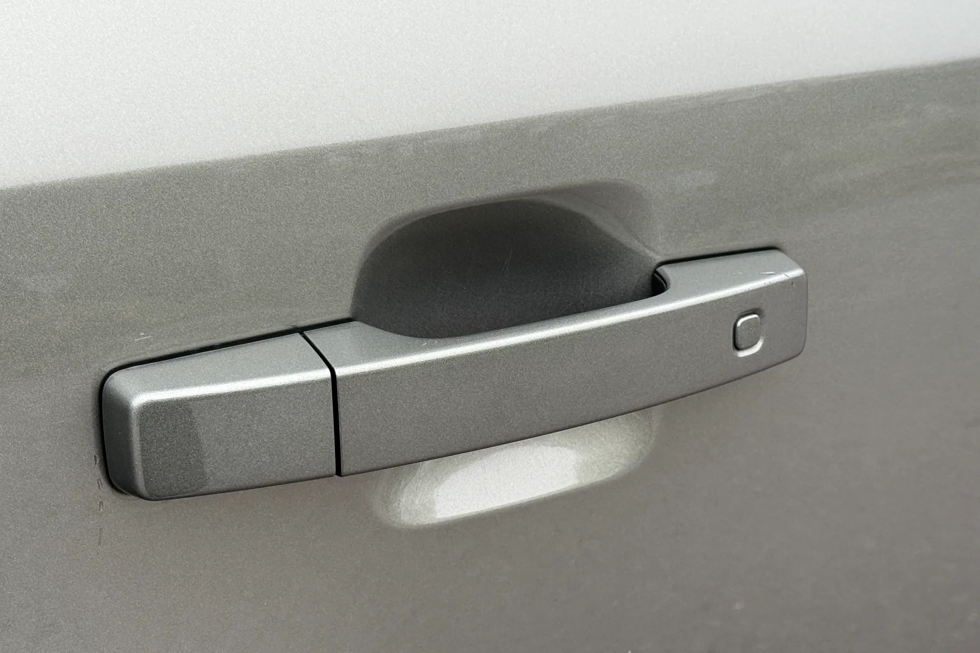 LAND ROVER DEFENDER thumbnail image number 21