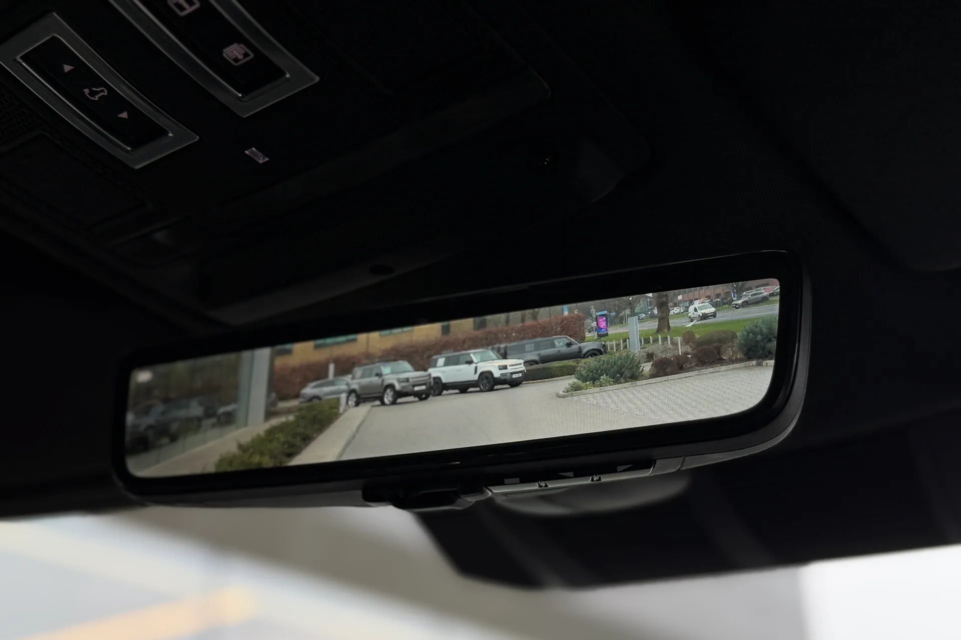 LAND ROVER DEFENDER thumbnail image number 27