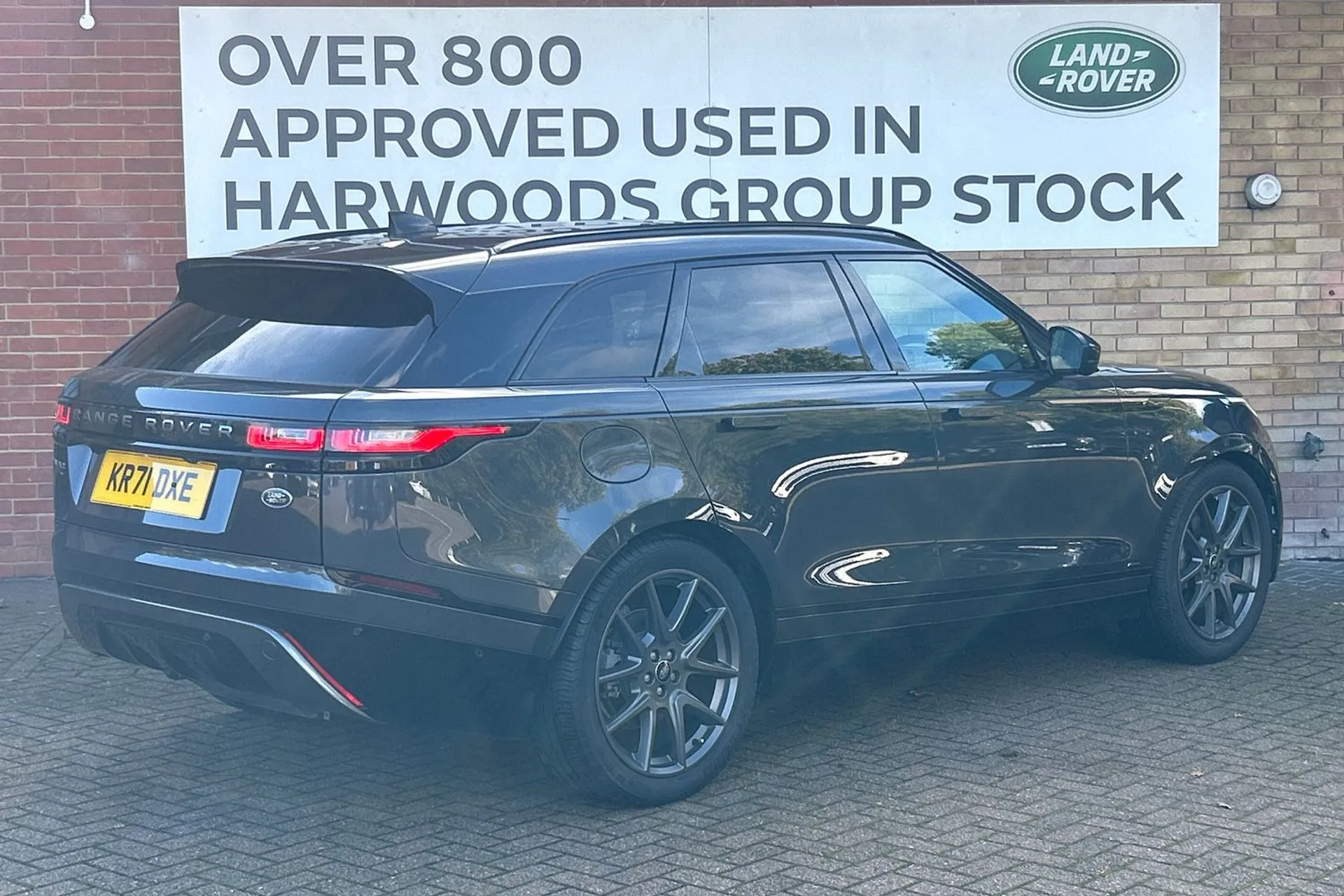 LAND ROVER RANGE ROVER VELAR thumbnail image number 6