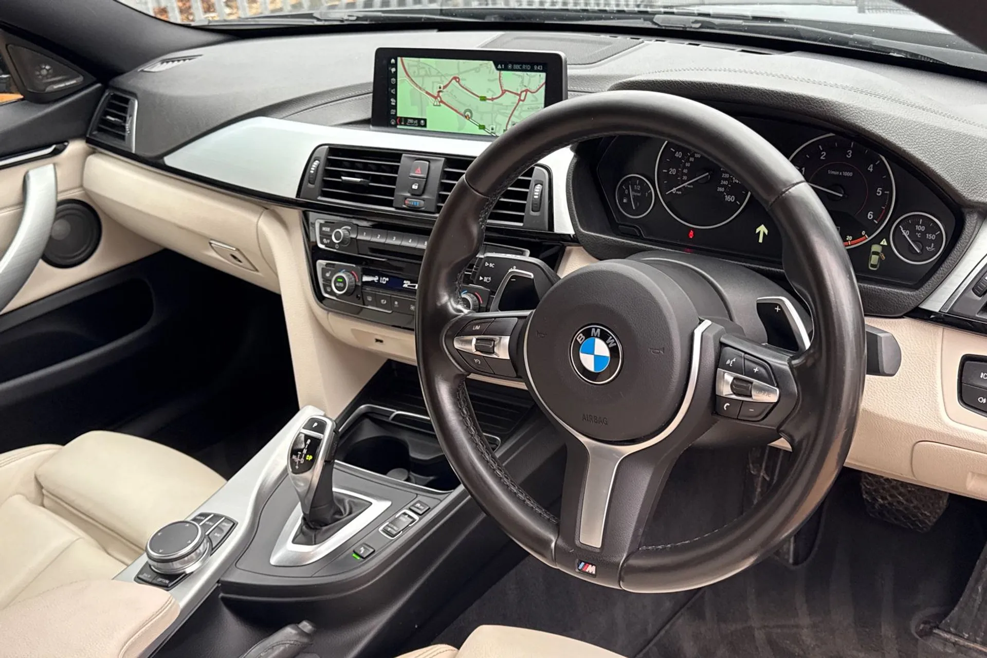 BMW 4 SERIES thumbnail image number 28
