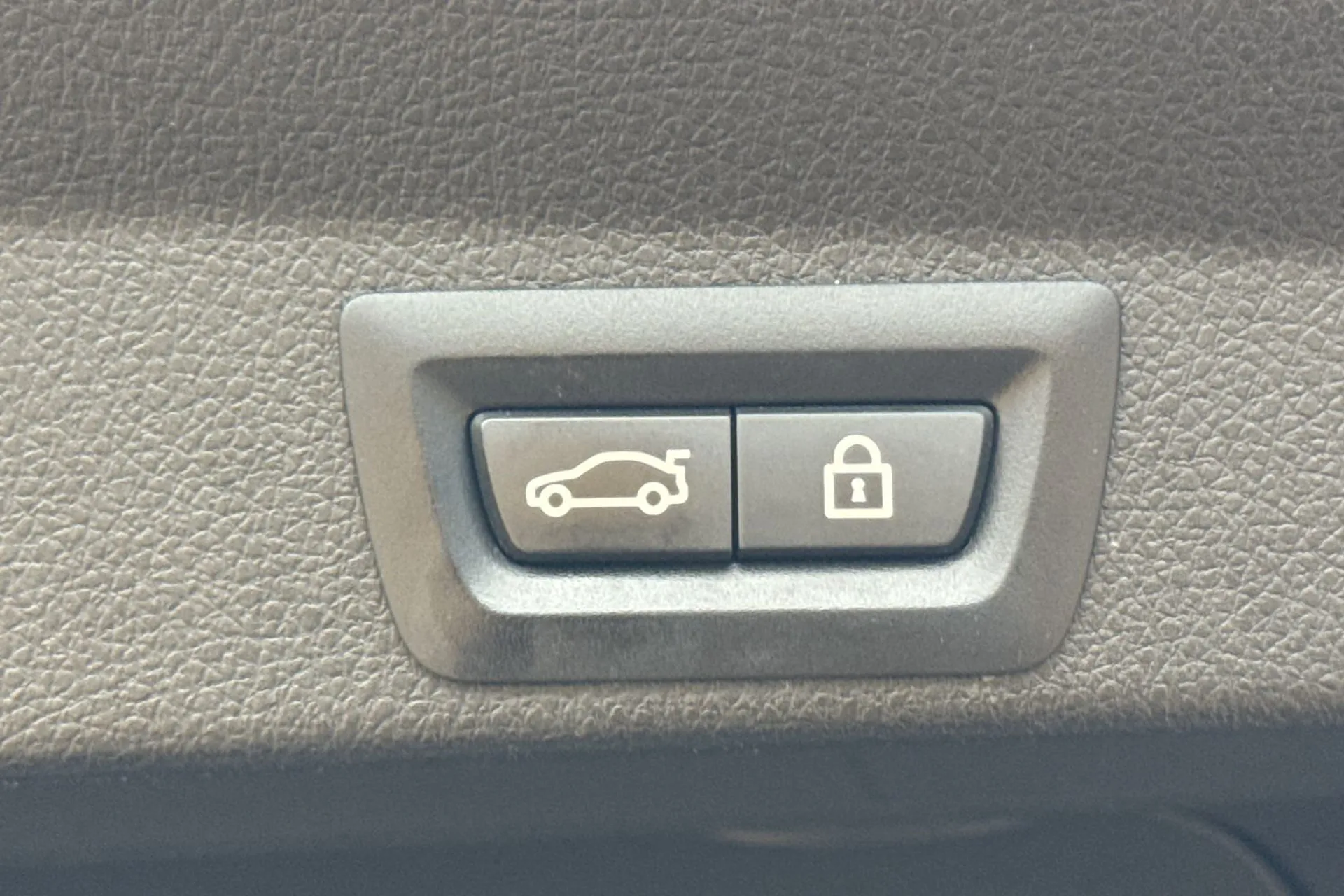 BMW 4 SERIES thumbnail image number 22