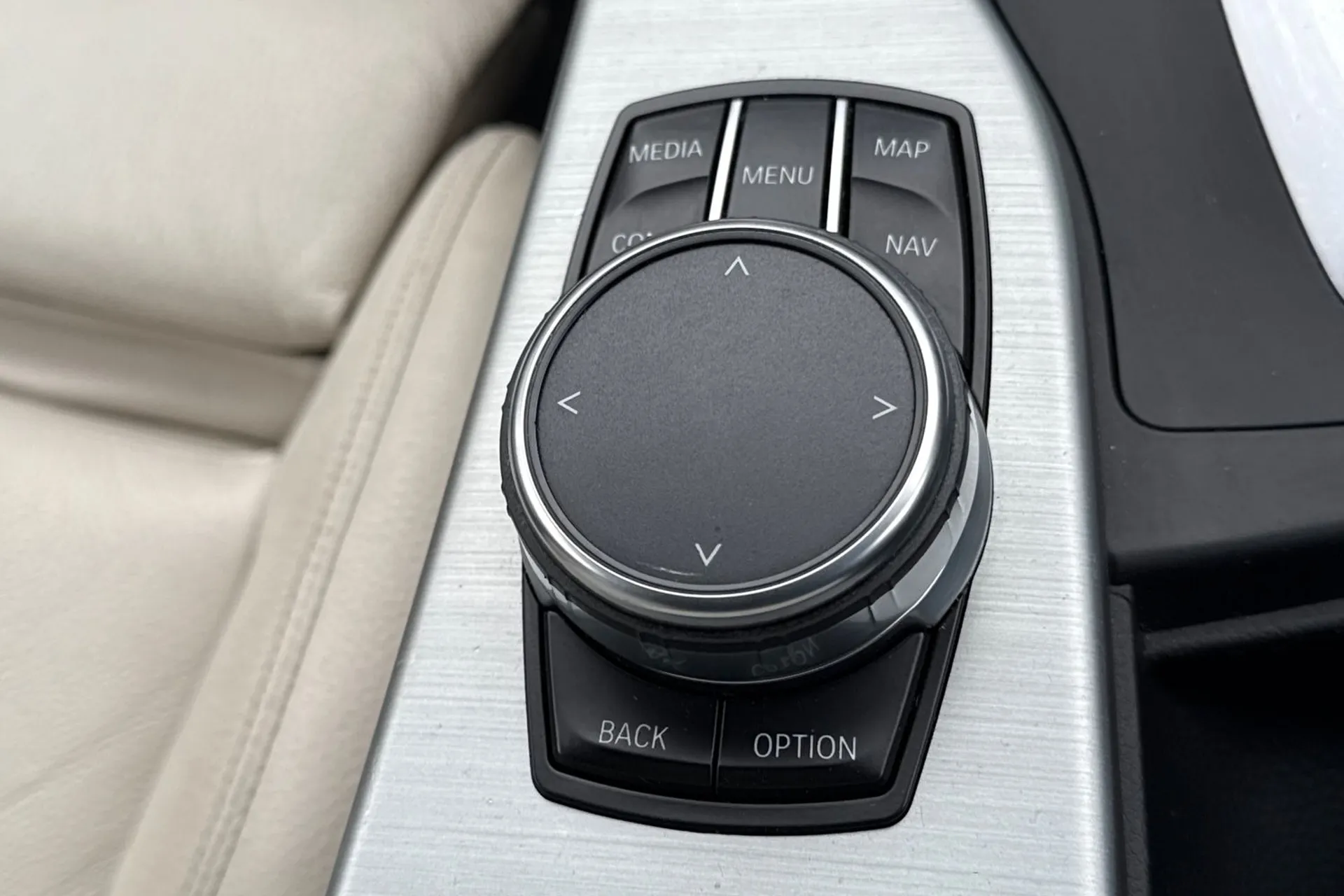 BMW 4 SERIES thumbnail image number 51