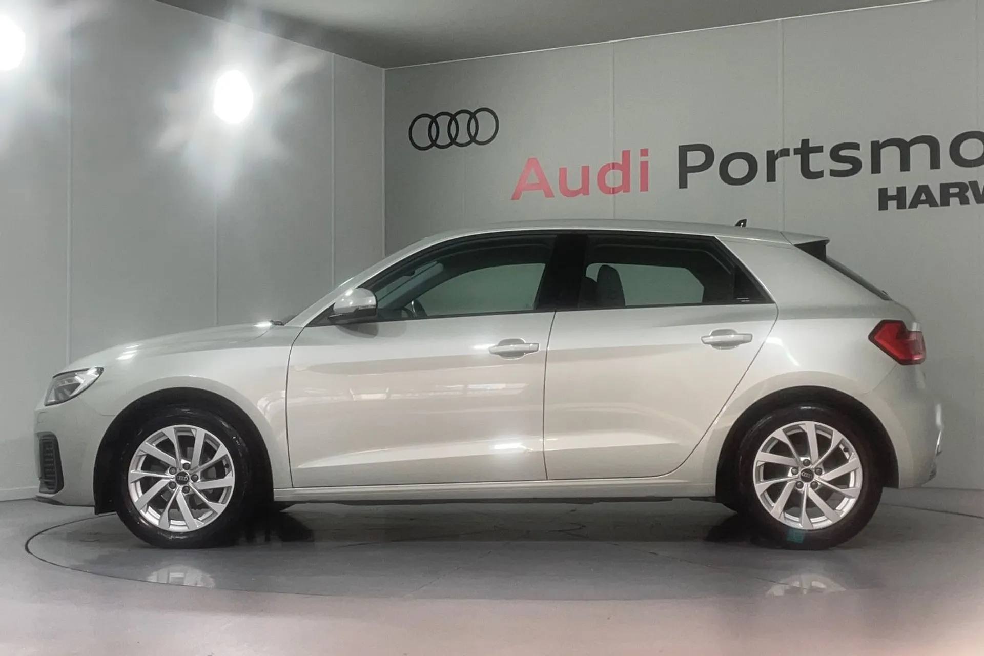 Audi A1 thumbnail image number 11