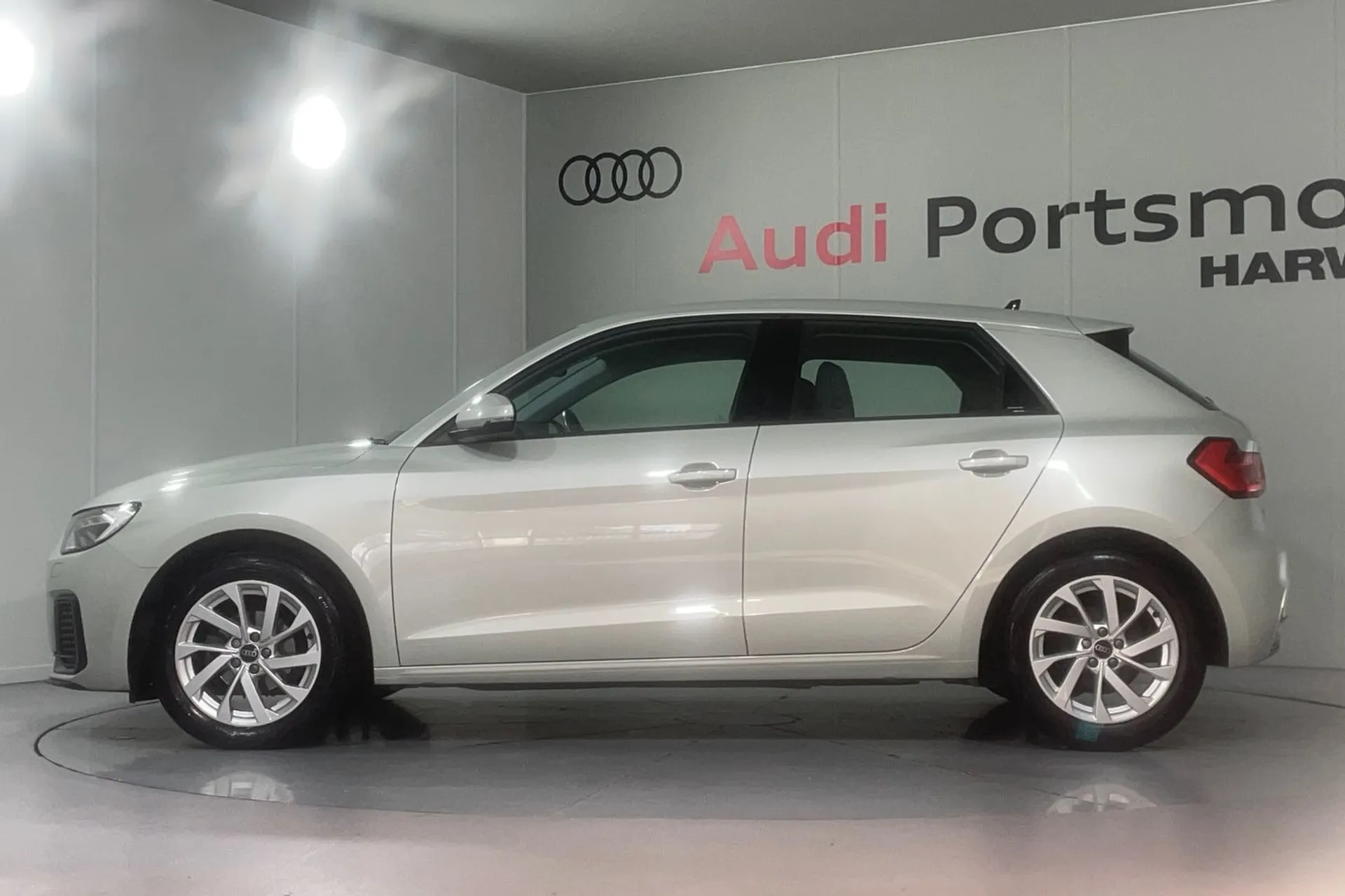 Audi A1 thumbnail image number 12