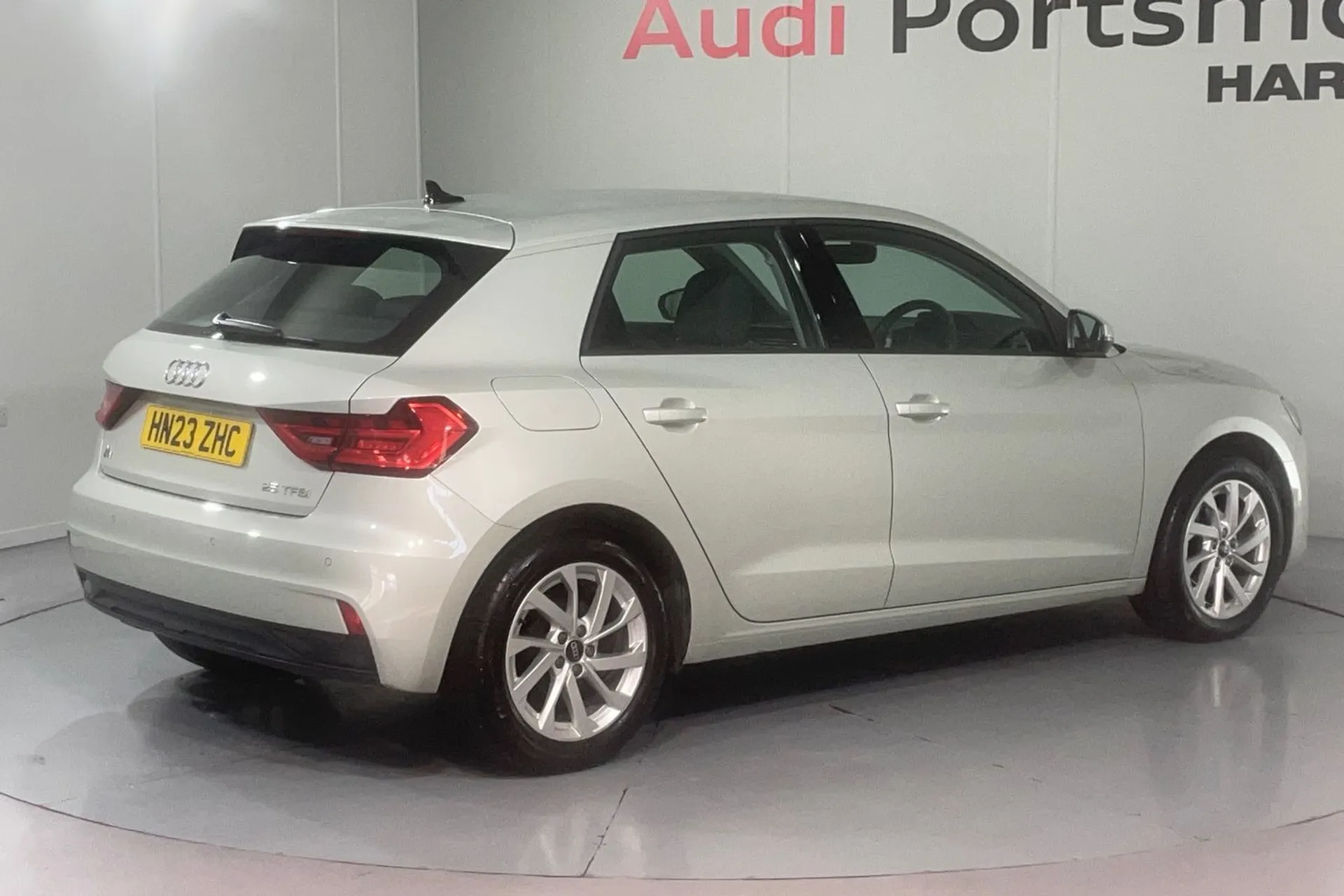 Audi A1 thumbnail image number 9