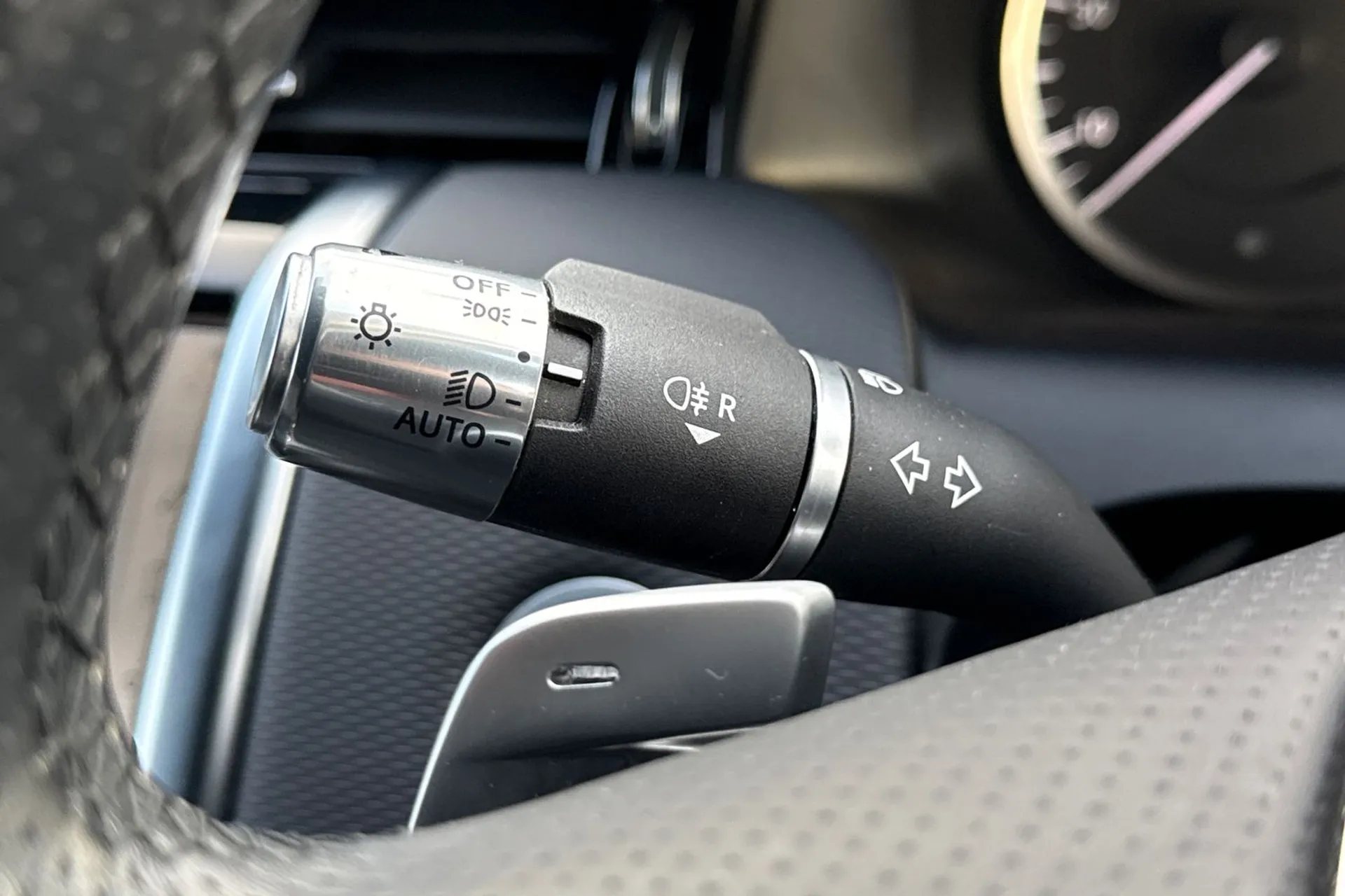 LAND ROVER DISCOVERY SPORT thumbnail image number 56