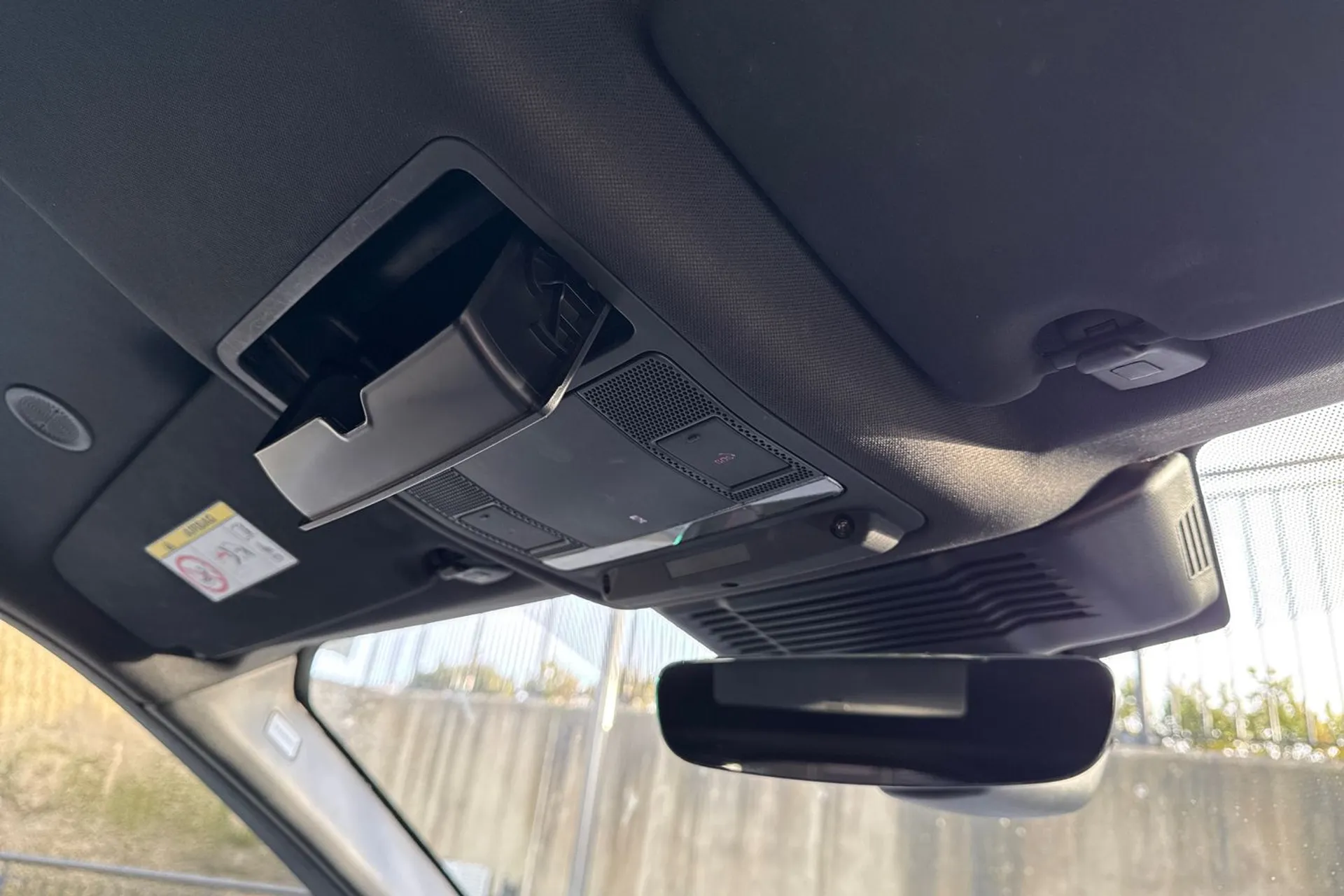 LAND ROVER DISCOVERY SPORT thumbnail image number 46