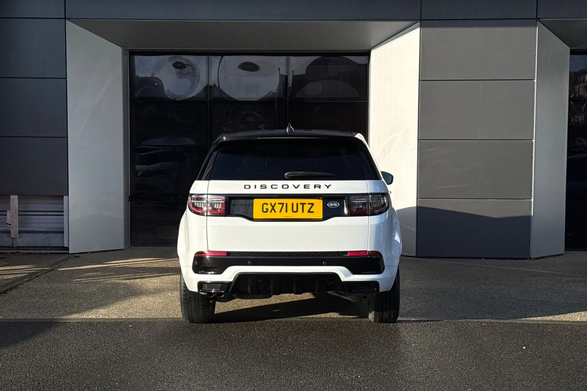 LAND ROVER DISCOVERY SPORT thumbnail image number 8