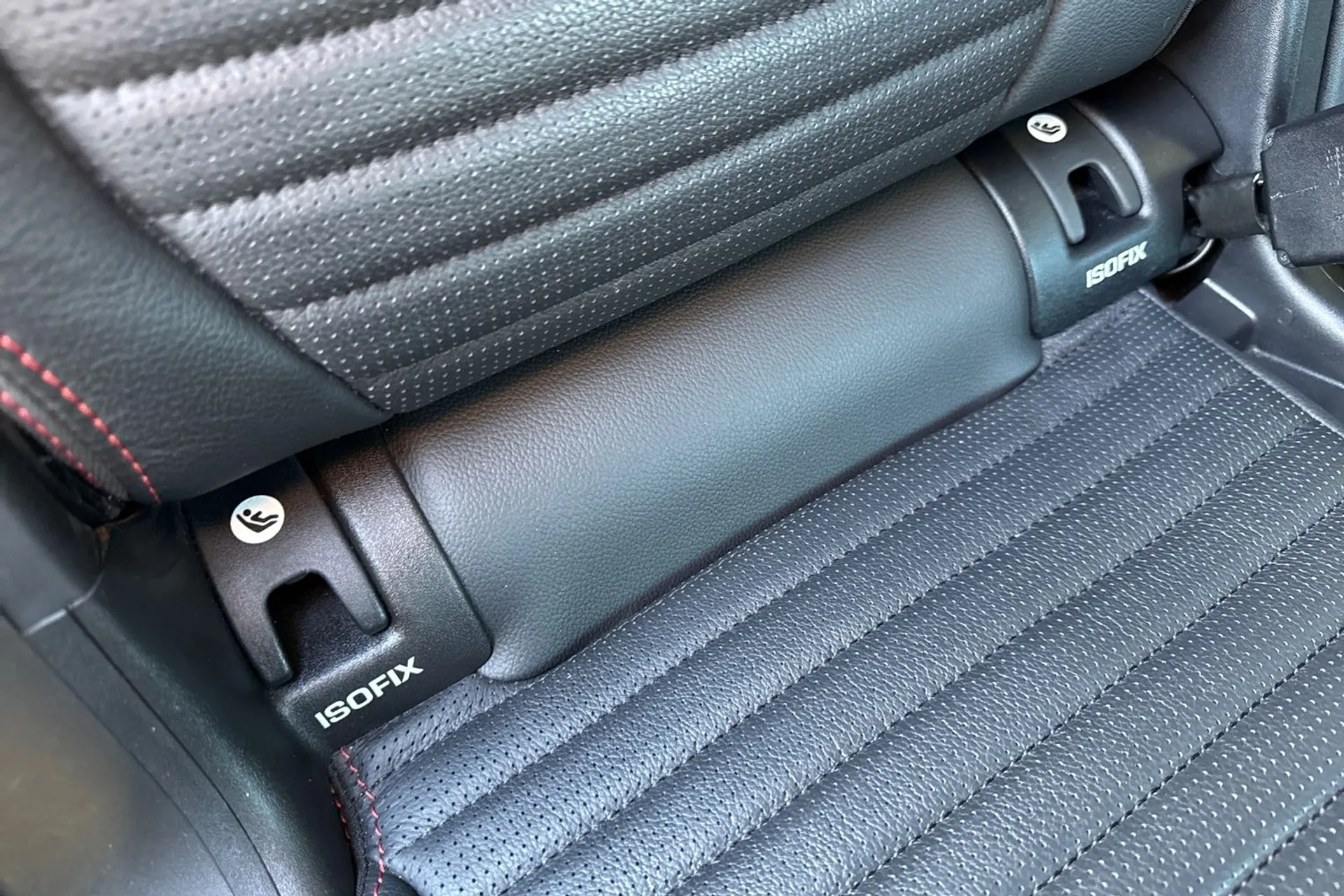 LAND ROVER DISCOVERY SPORT thumbnail image number 31