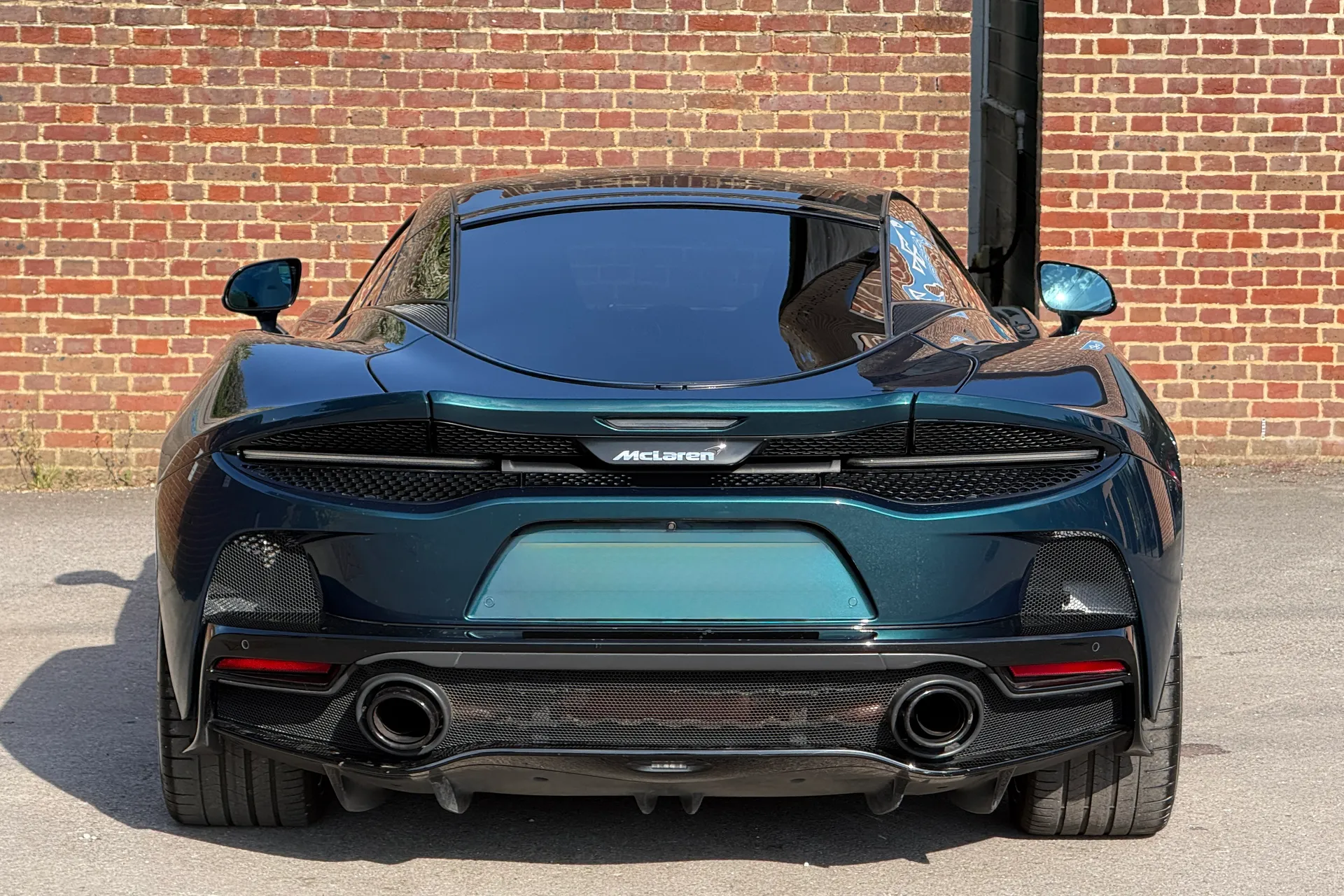 McLaren GT thumbnail image number 4