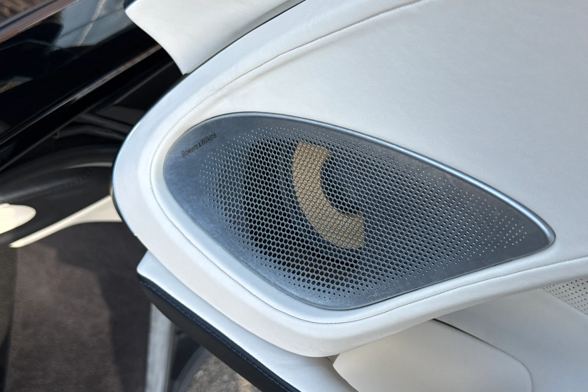McLaren GT thumbnail image number 12