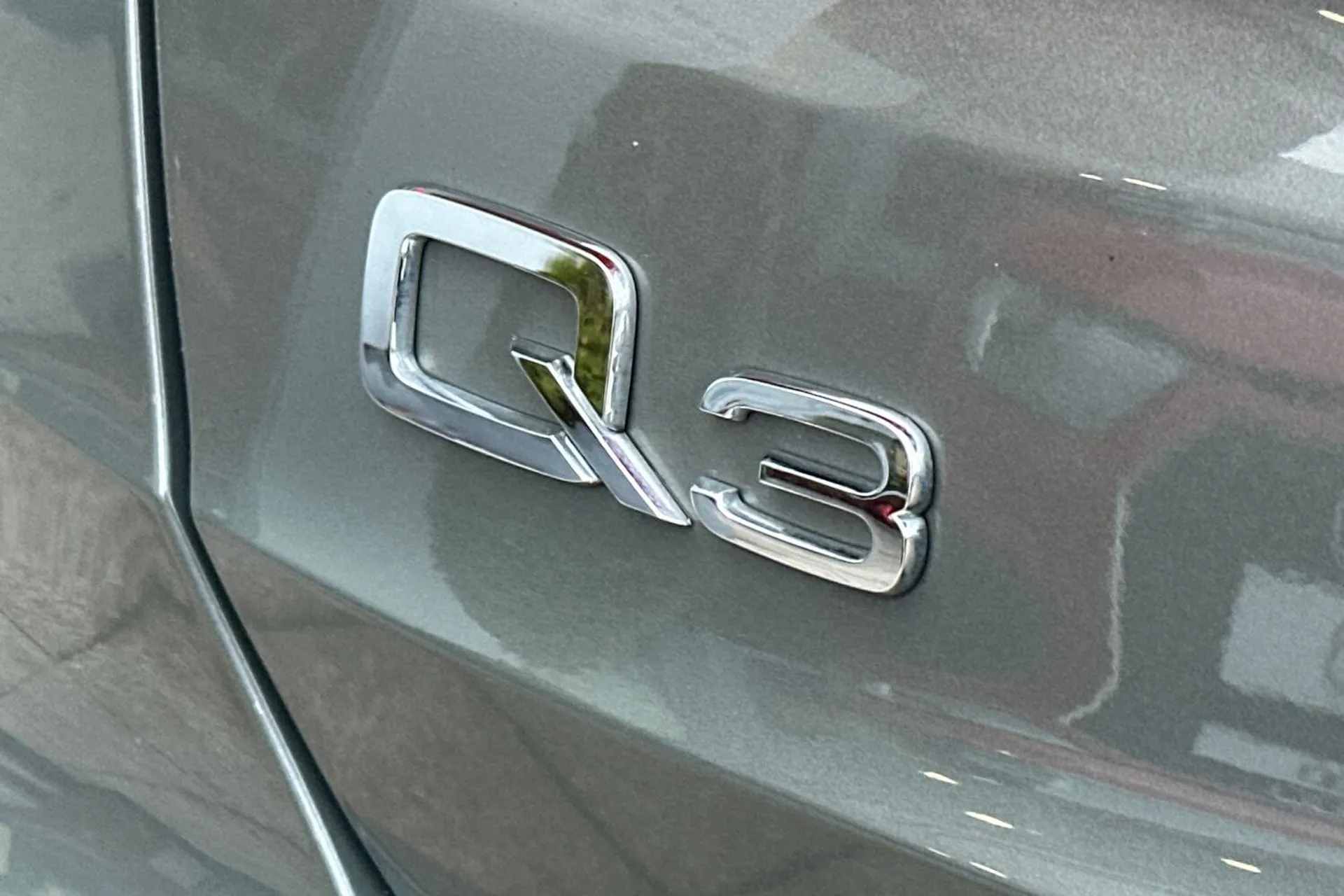 Audi Q3 thumbnail image number 49