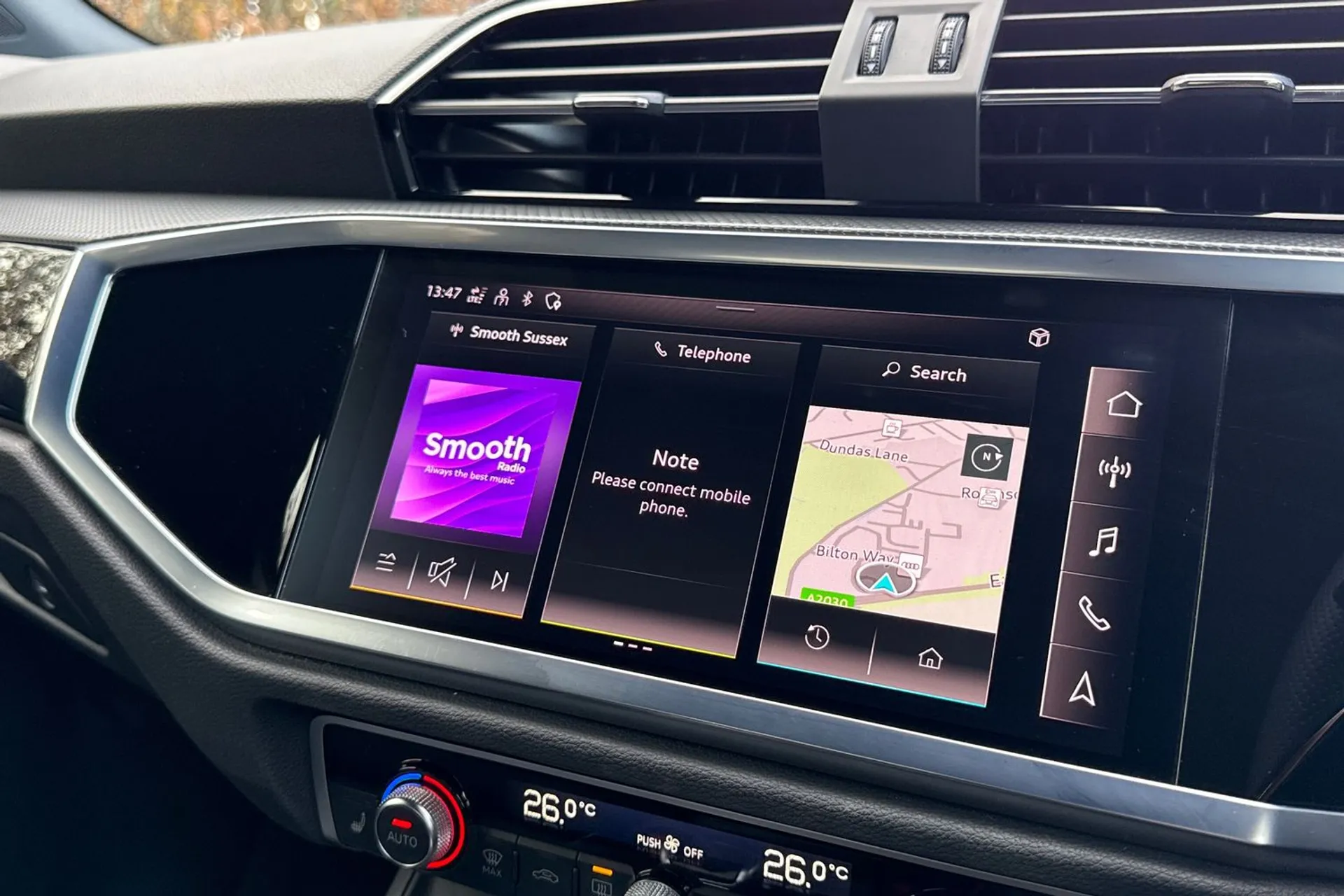 Audi Q3 thumbnail image number 25