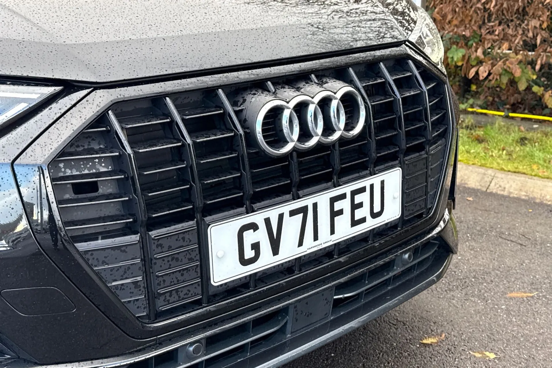 Audi Q3 thumbnail image number 19