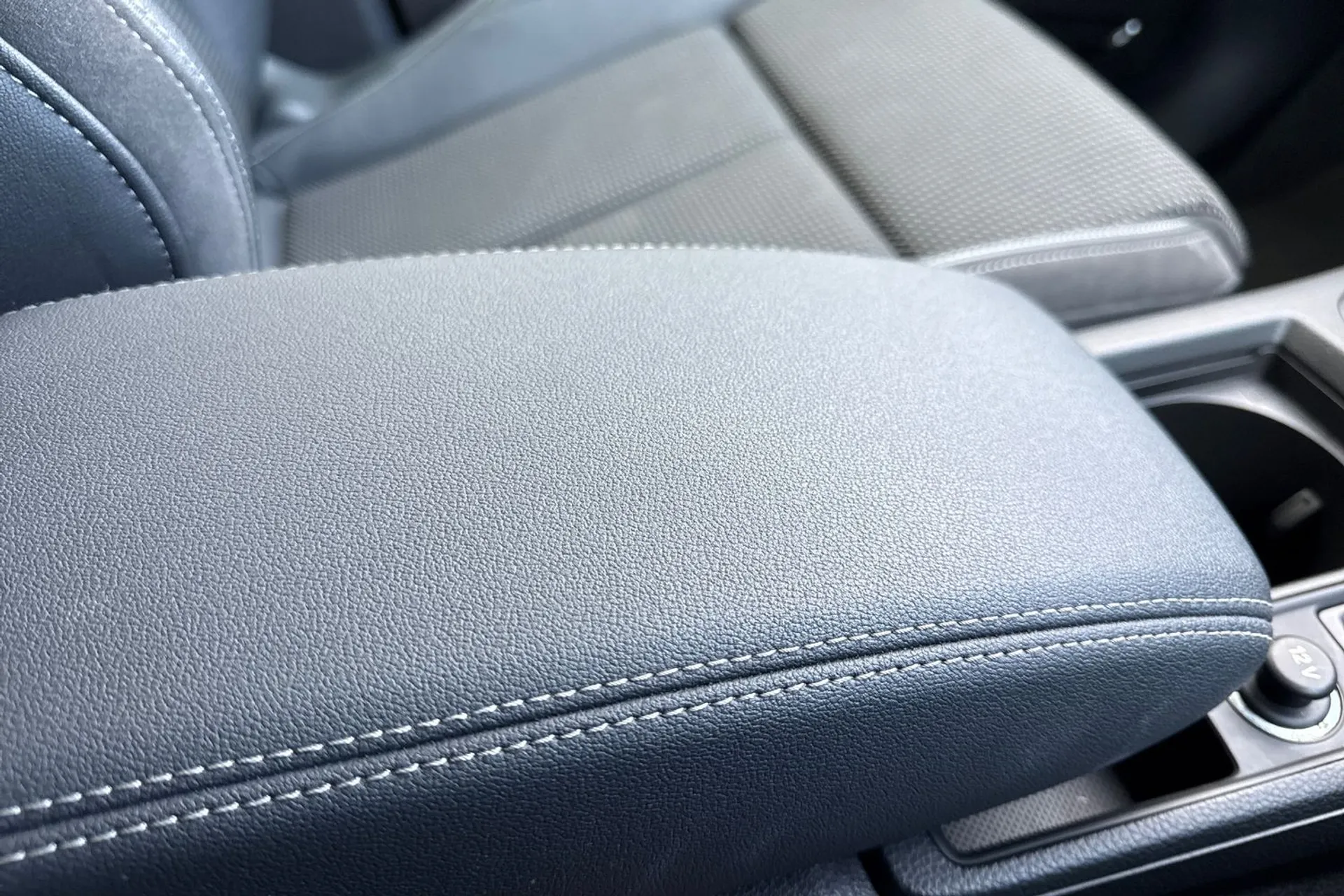 Audi Q3 thumbnail image number 49