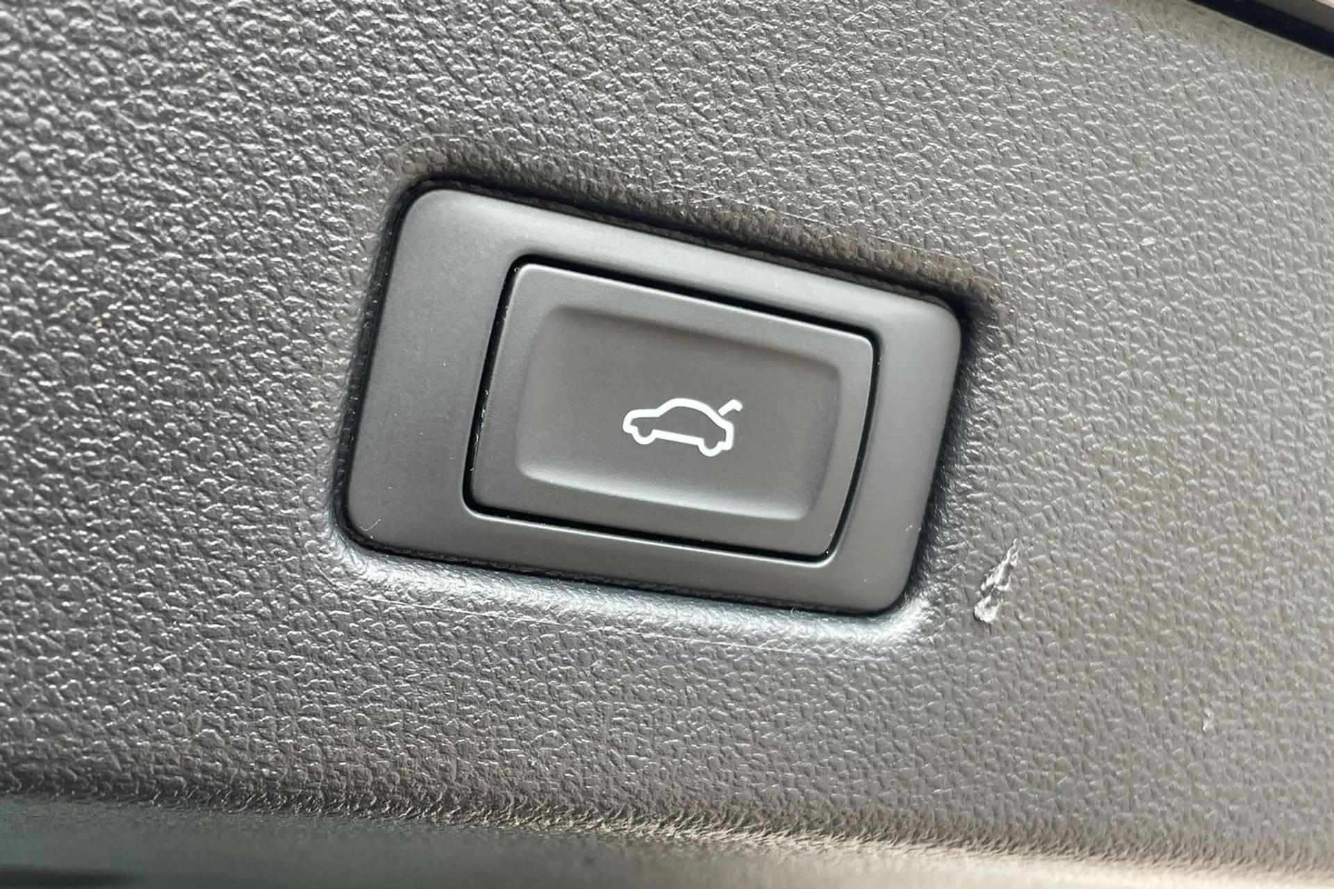 Audi A7 thumbnail image number 20