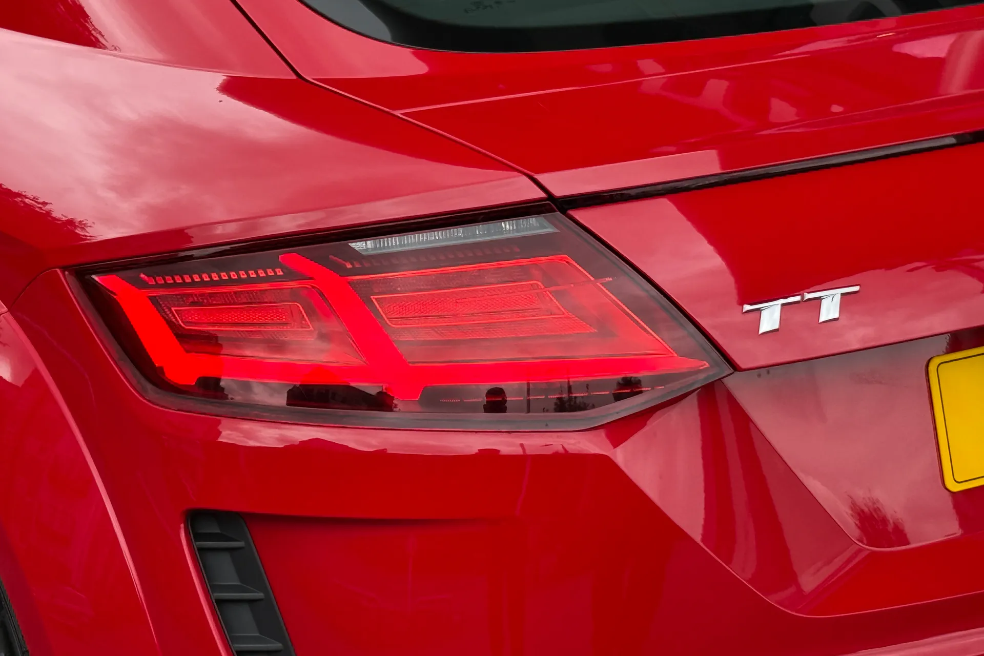 Audi TT thumbnail image number 42