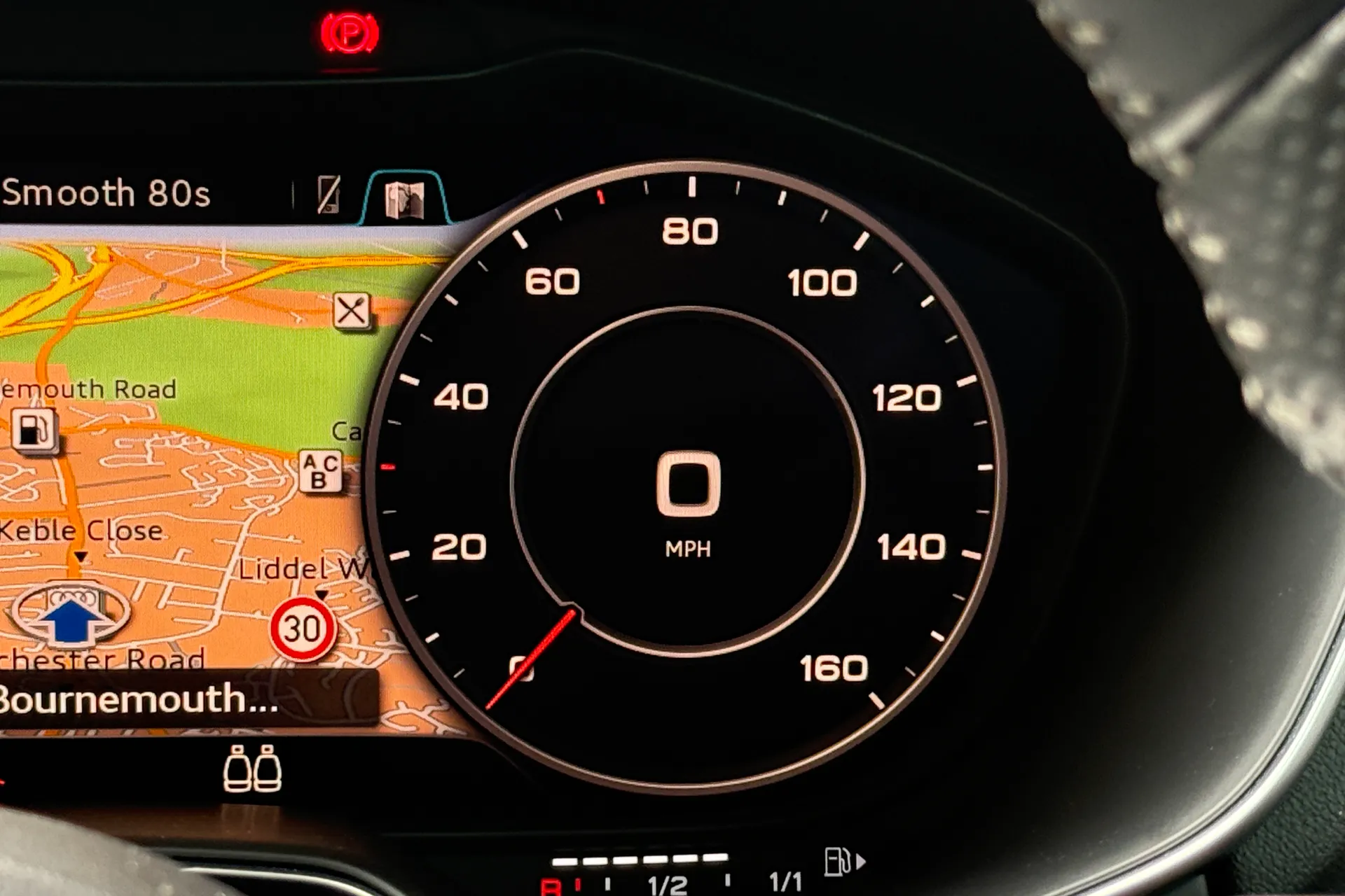 Audi TT thumbnail image number 11