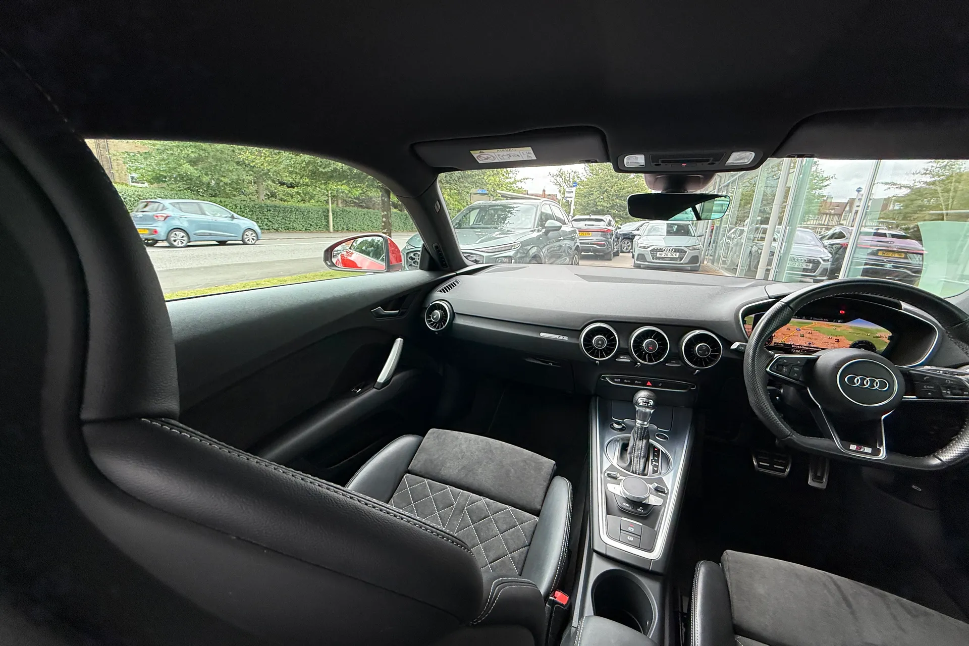 Audi TT thumbnail image number 47
