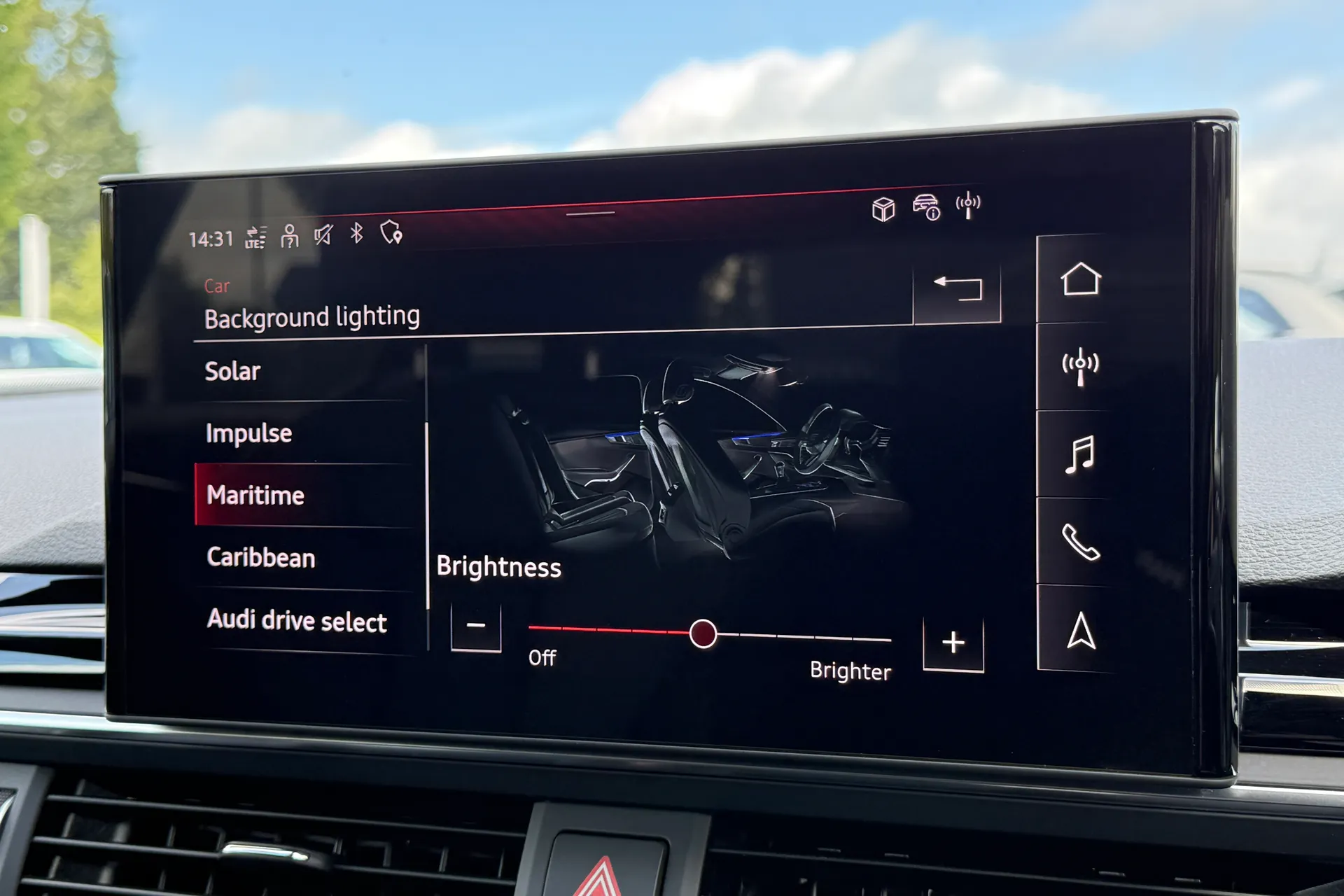 Audi A4 thumbnail image number 14
