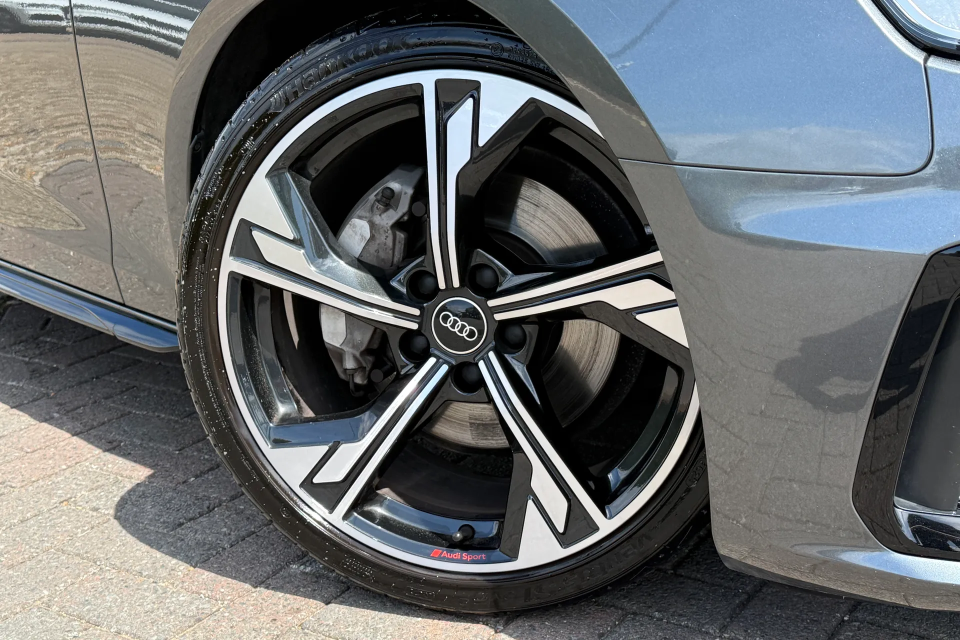 Audi A4 thumbnail image number 7