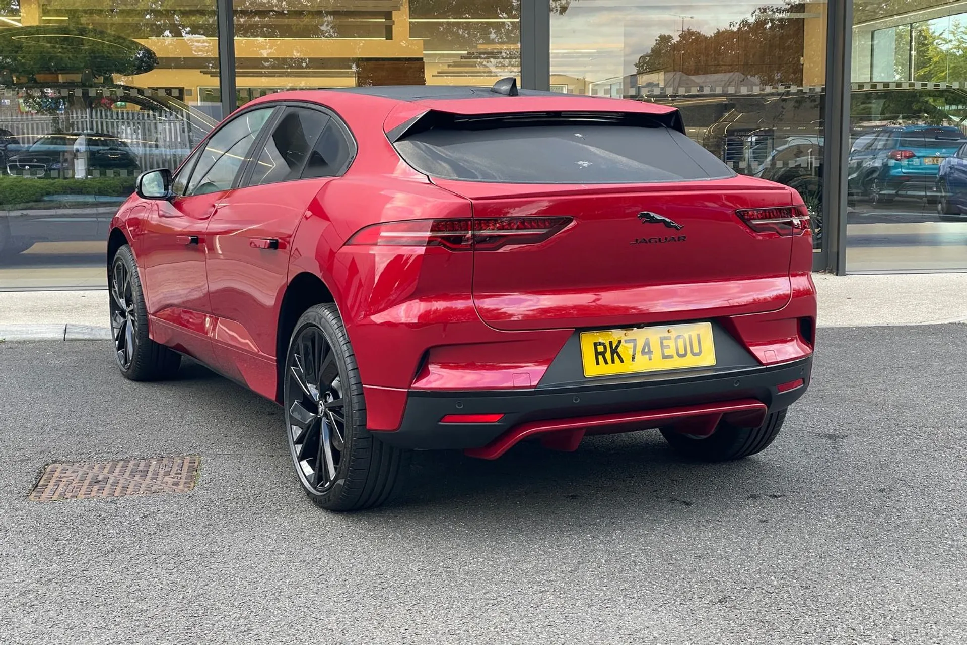 Jaguar I-PACE thumbnail image number 63