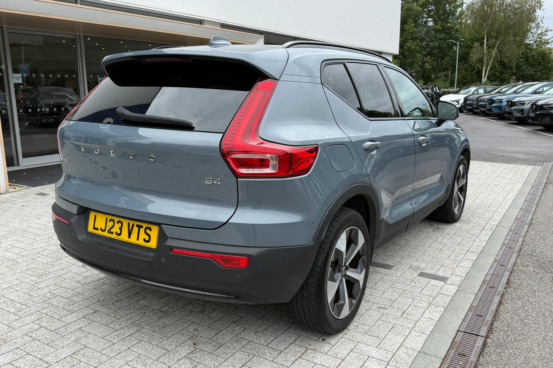 Volvo XC40 thumbnail image number 9