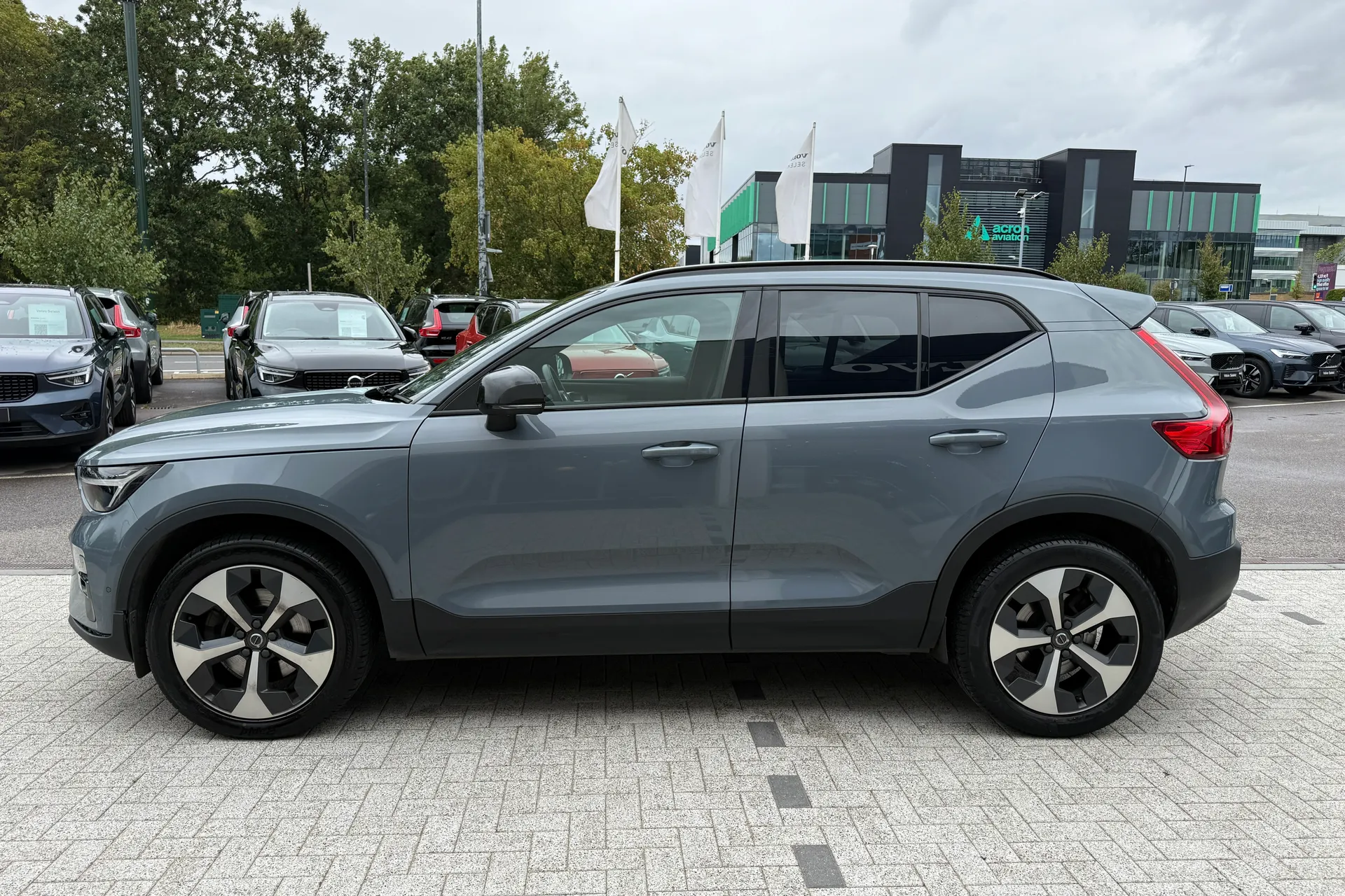Volvo XC40 thumbnail image number 12