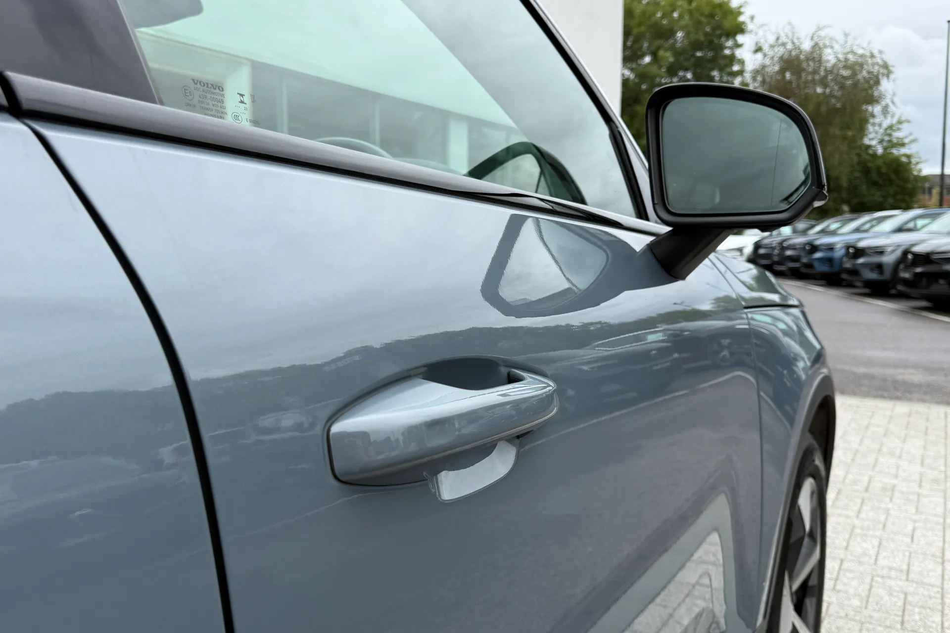 Volvo XC40 thumbnail image number 16