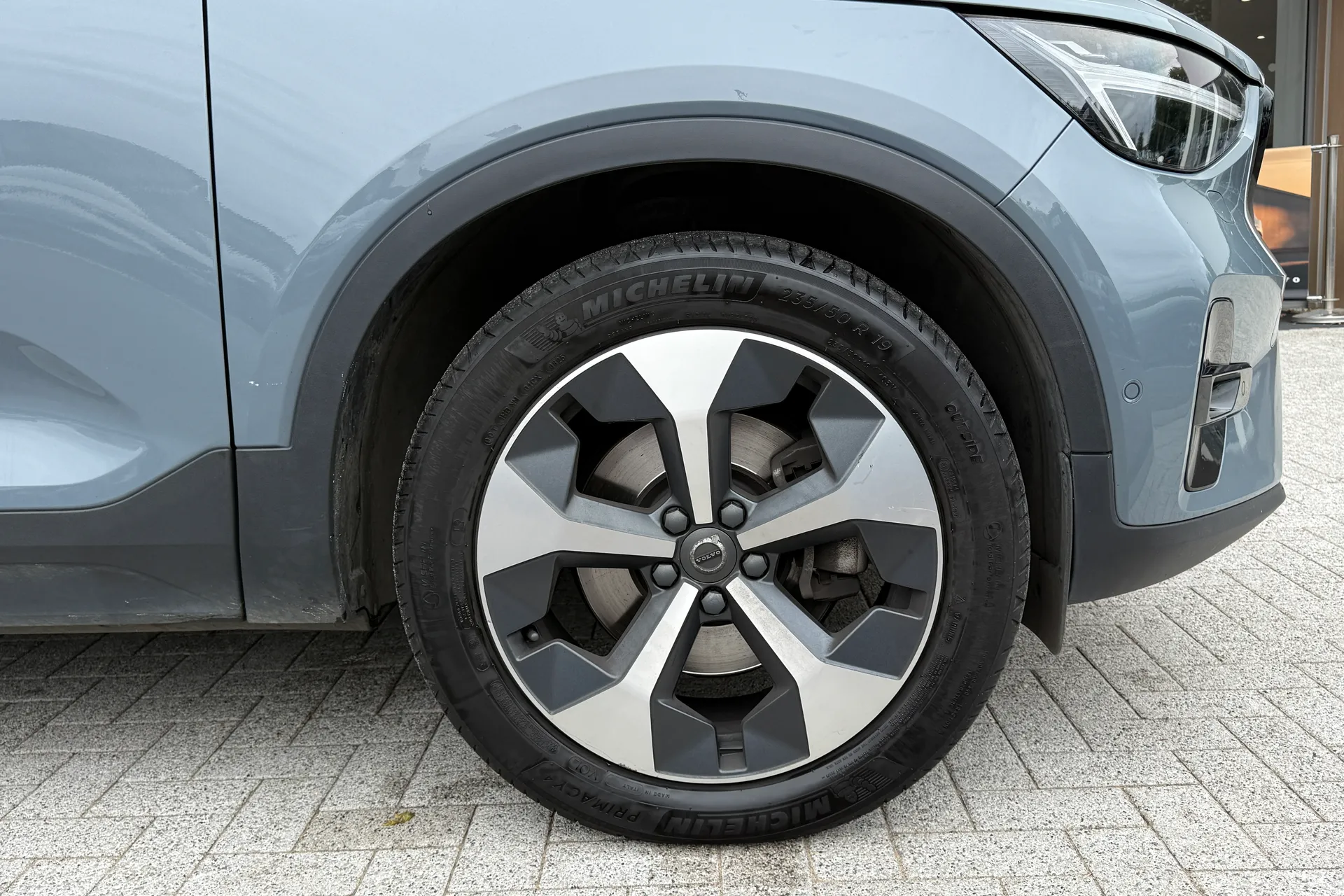 Volvo XC40 thumbnail image number 15