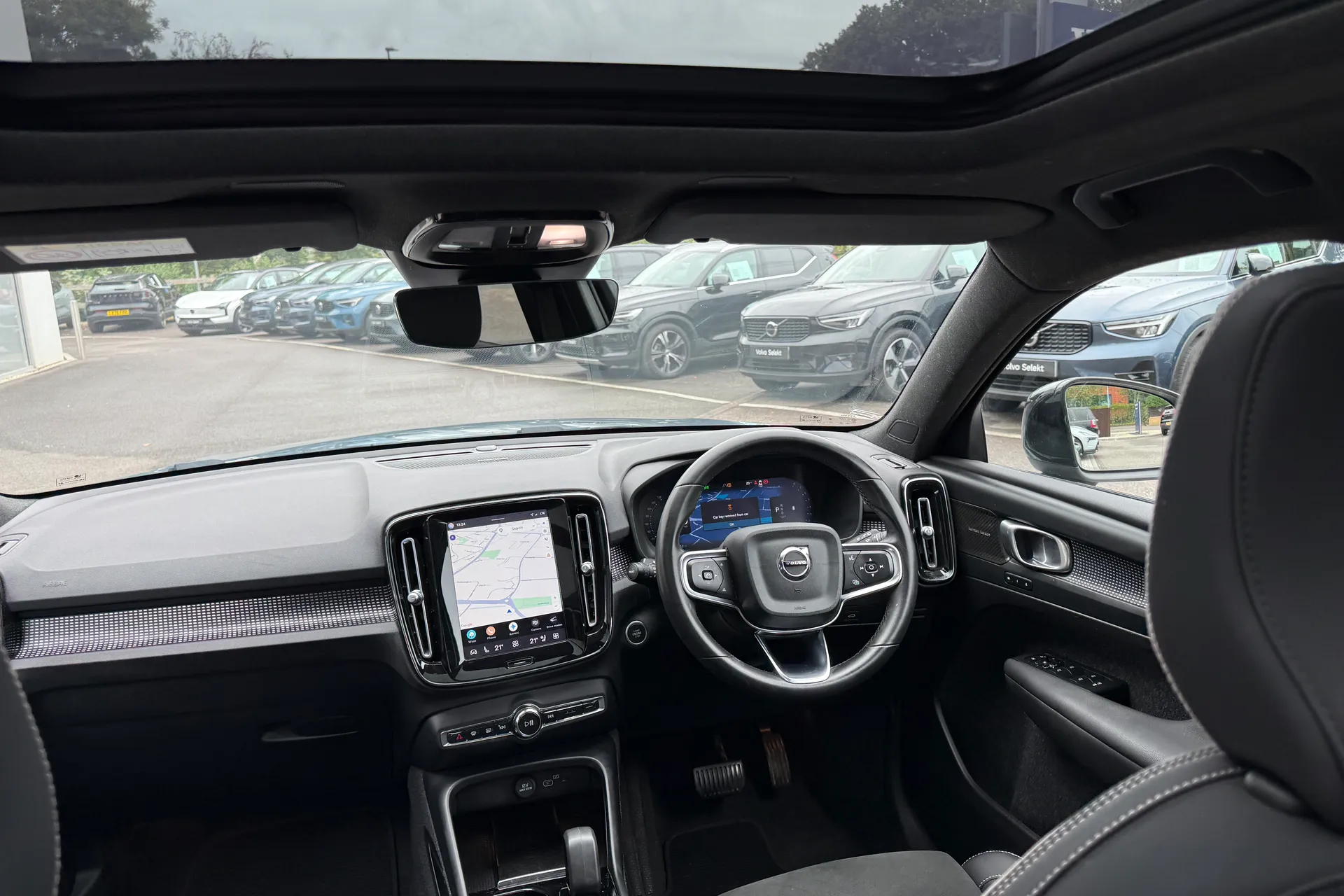 Volvo XC40 thumbnail image number 32