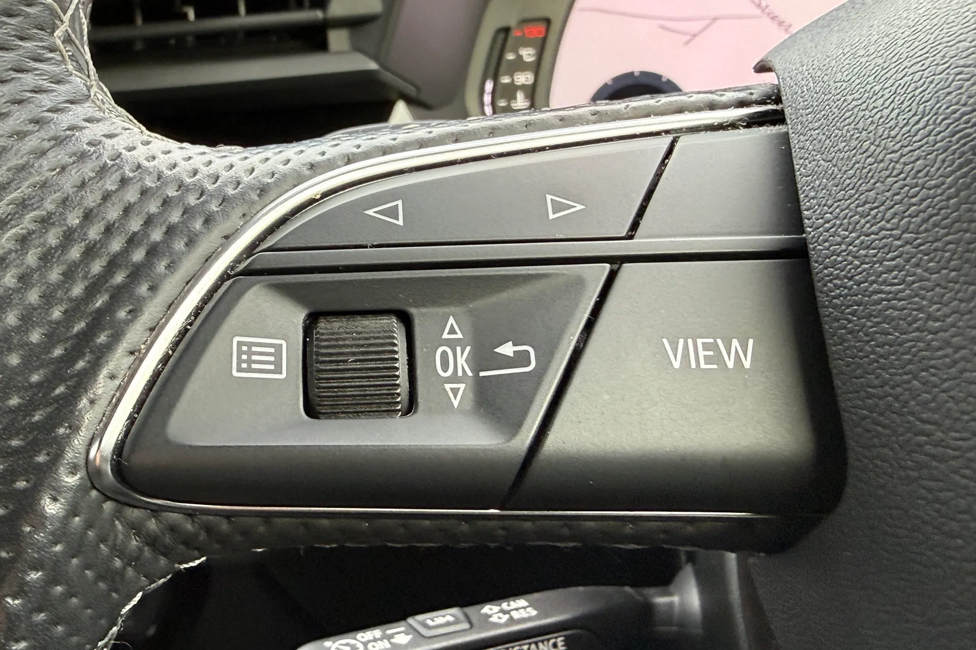 Audi A3 thumbnail image number 21