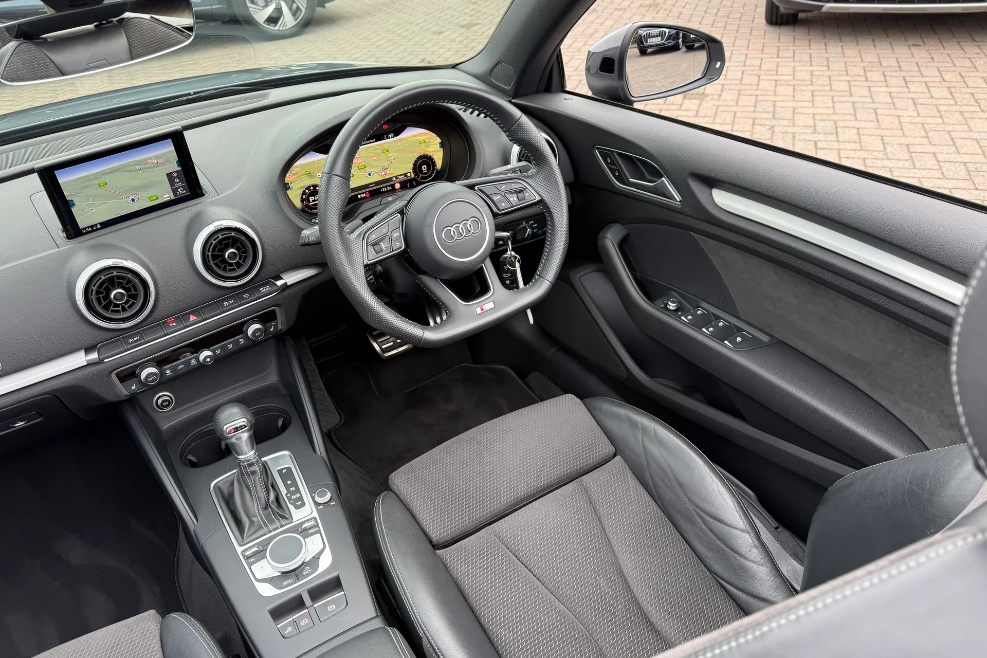 Audi A3 thumbnail image number 38