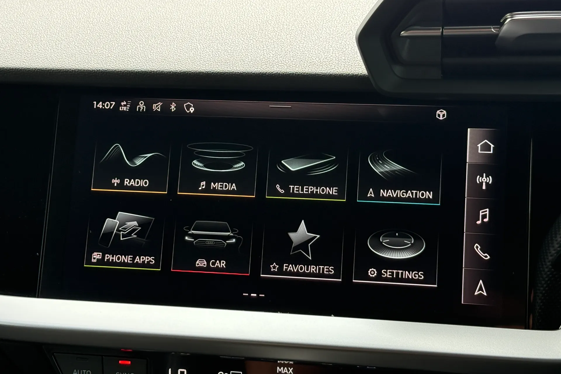 Audi A3 thumbnail image number 14