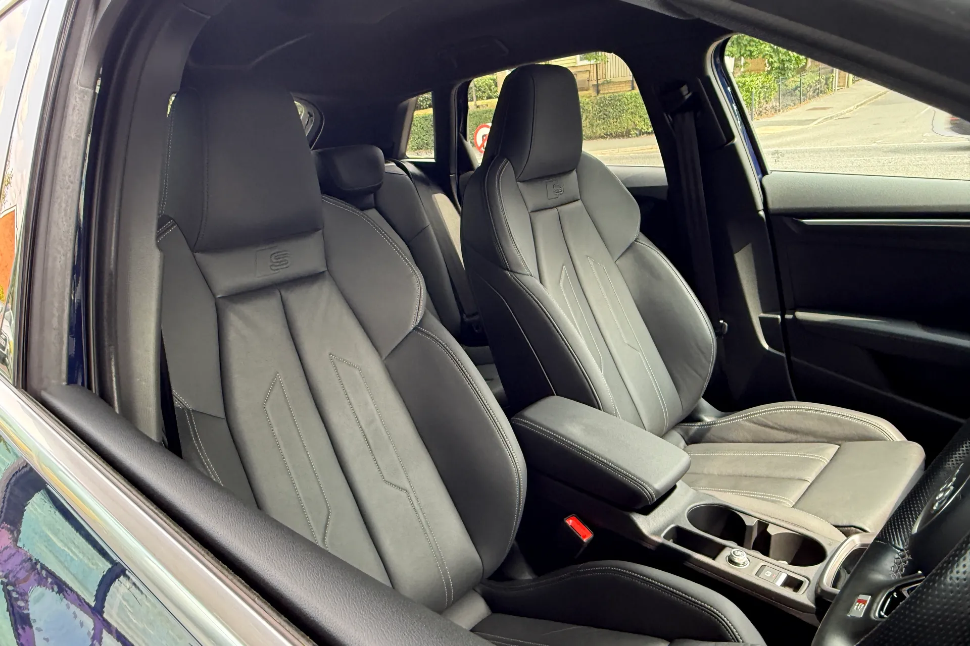 Audi A3 thumbnail image number 31