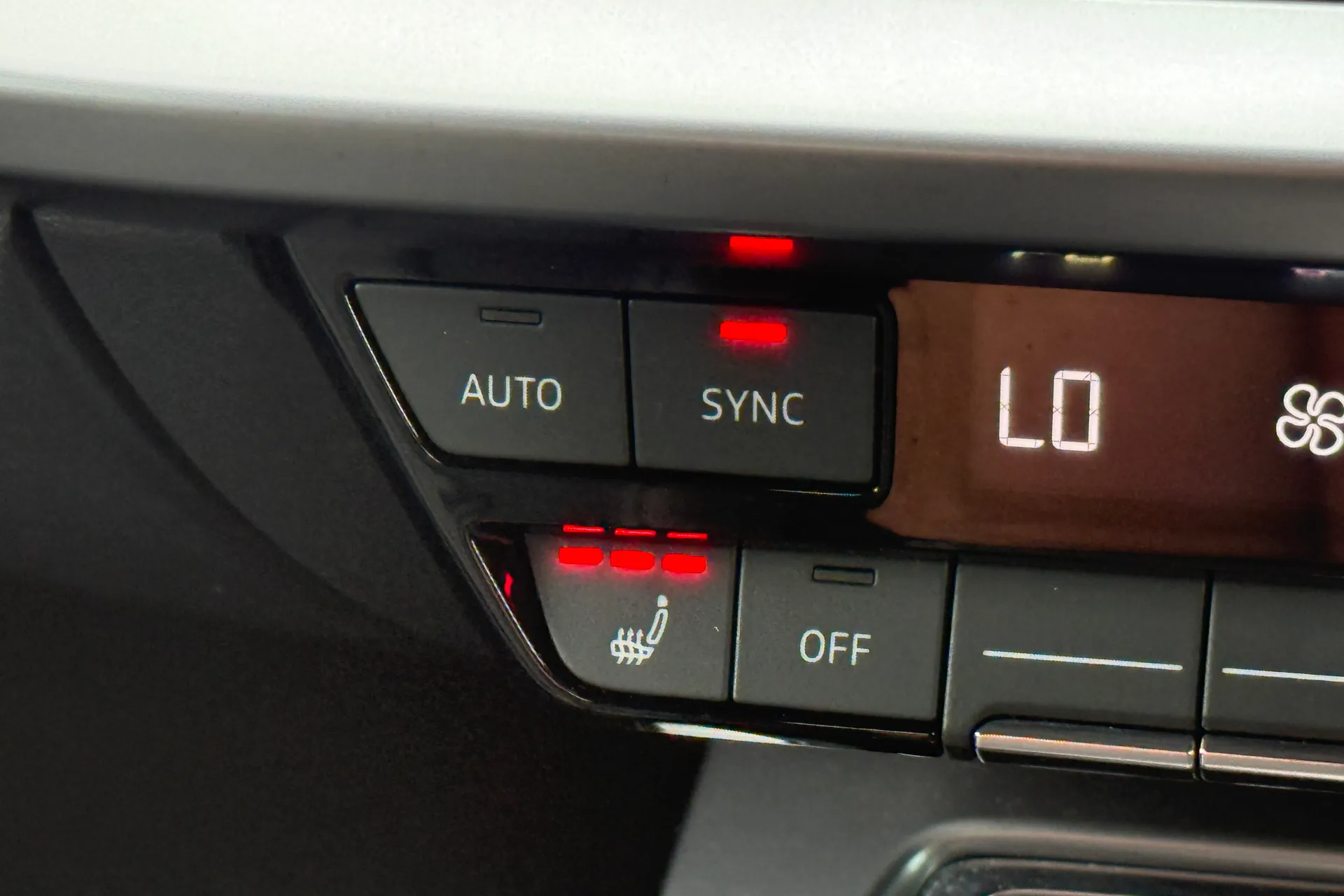 Audi A3 thumbnail image number 18